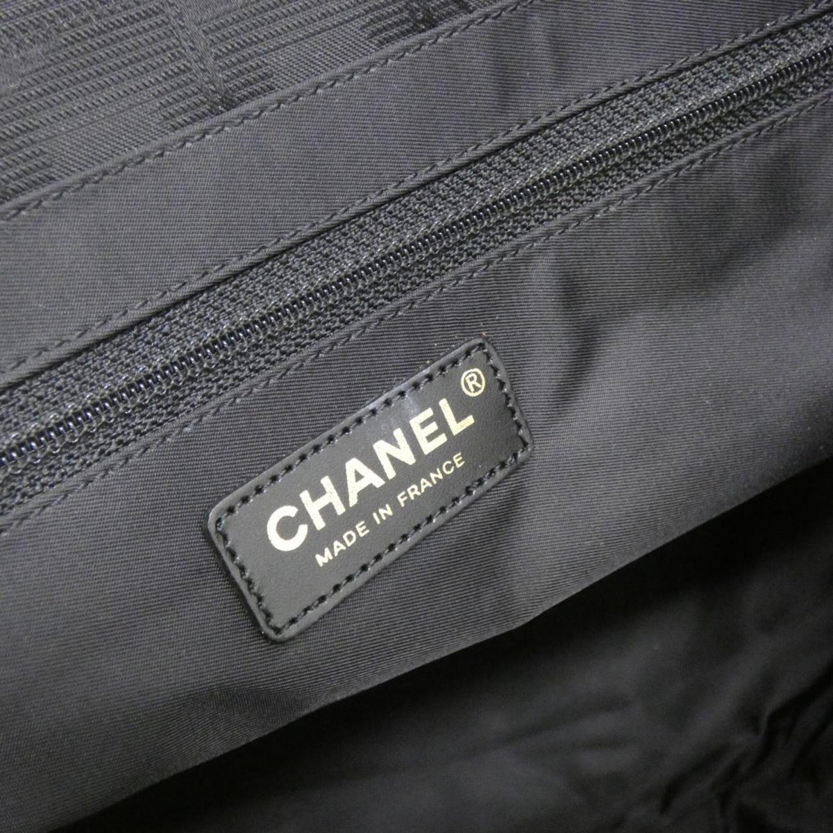 Chanel Black Nylon Handbag (Pre-Owned)