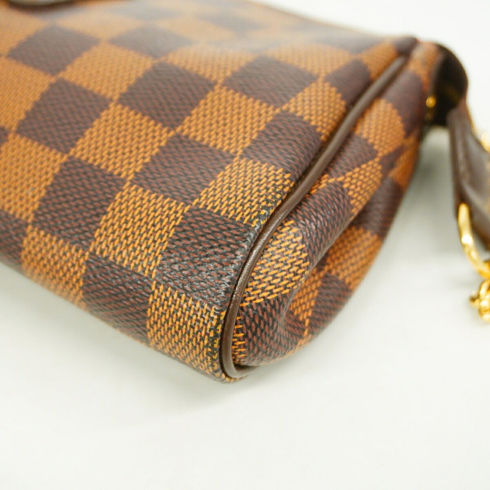 Louis Vuitton Ebene Handbag (Pre-Owned)