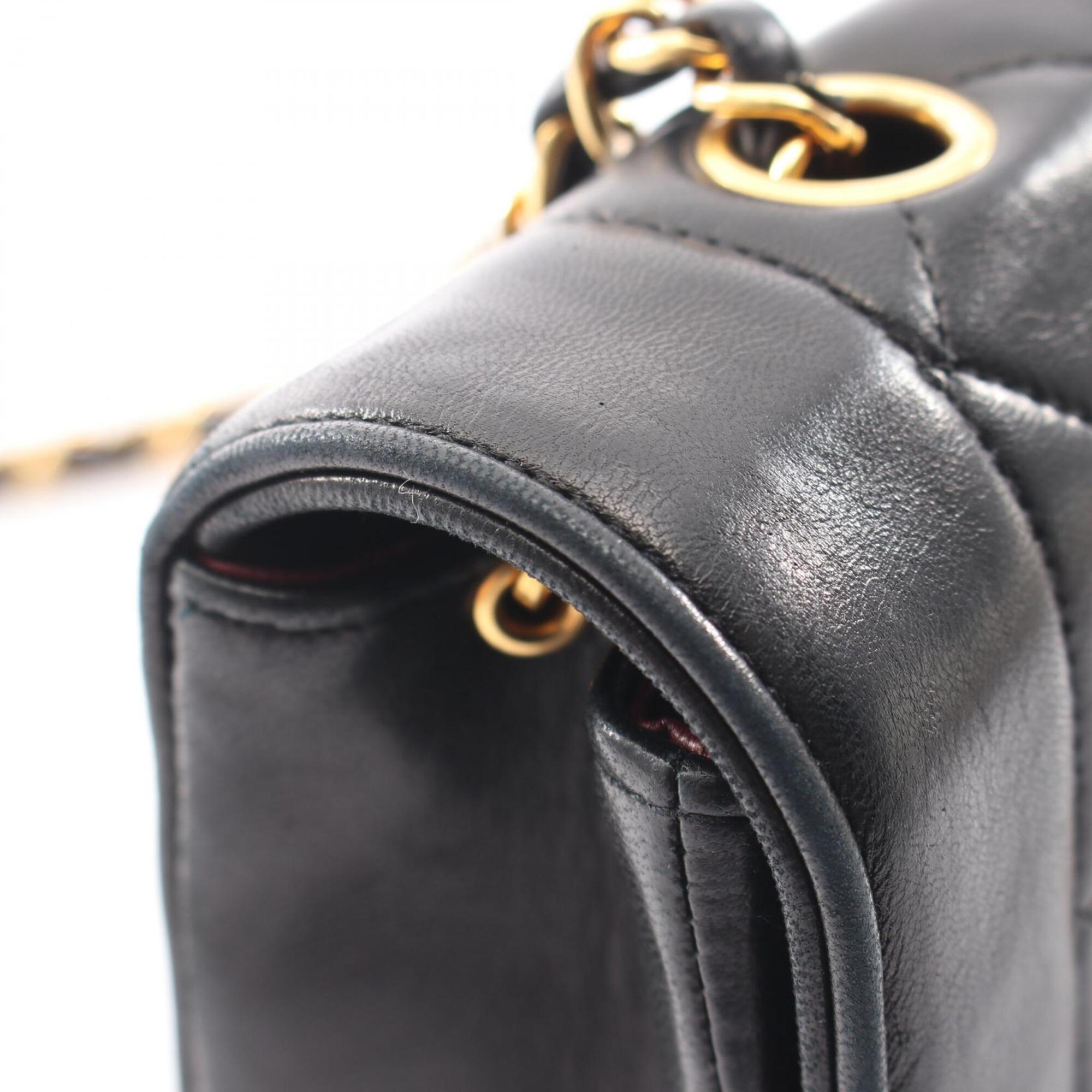 Chanel Black Leather Handbag Shoulder Bag (Pre-Owned)