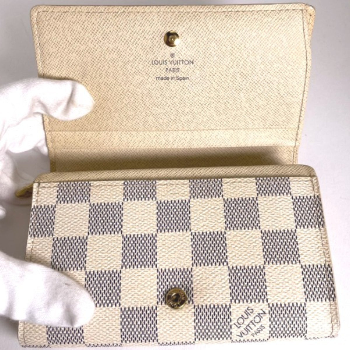 Louis Vuitton Wallet (Bi-Fold) (Pre-Owned)
