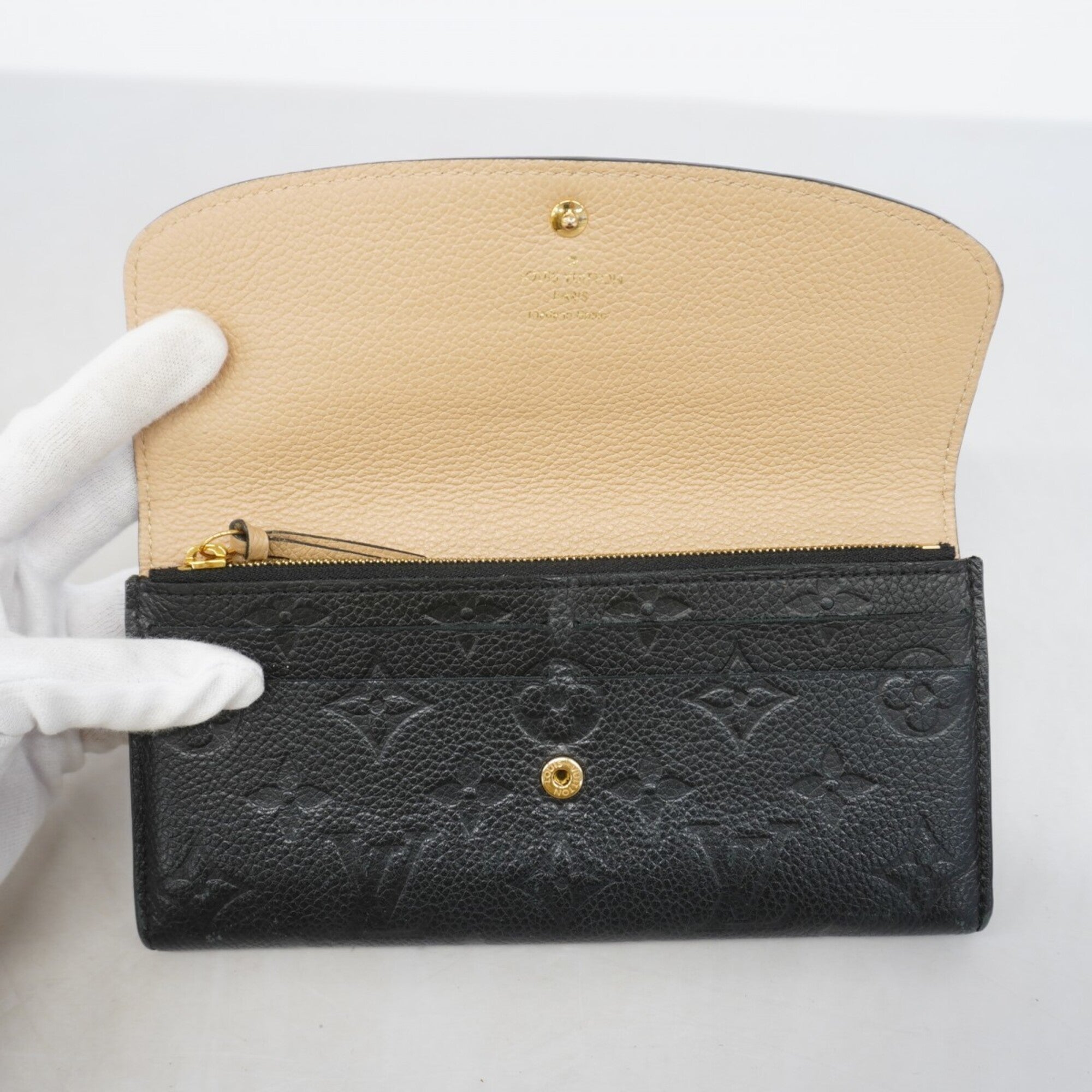 Louis Vuitton Noir Long Wallet (Bi-Fold) (Pre-Owned)