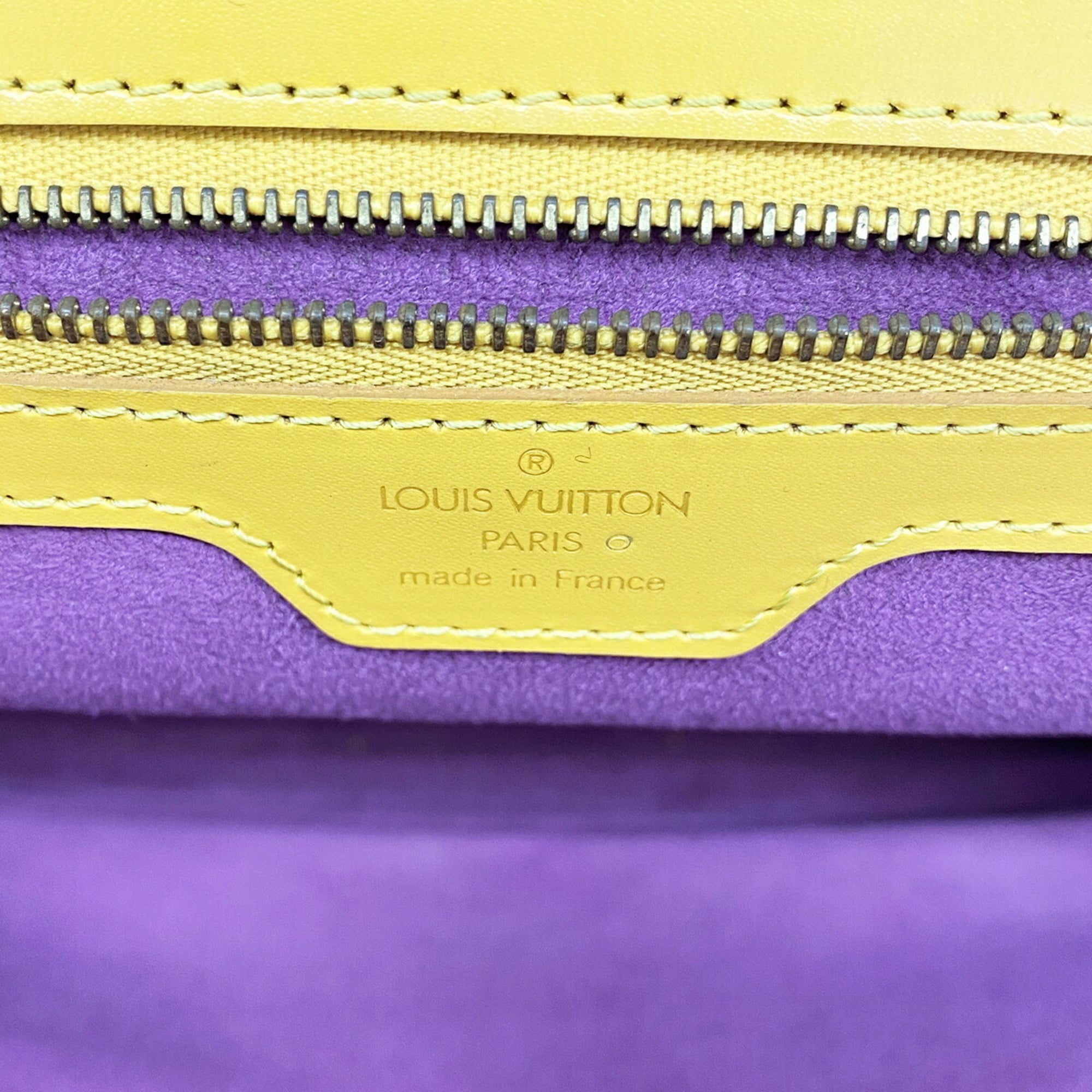 Louis Vuitton Jaune Shoulder Bag (Pre-Owned)
