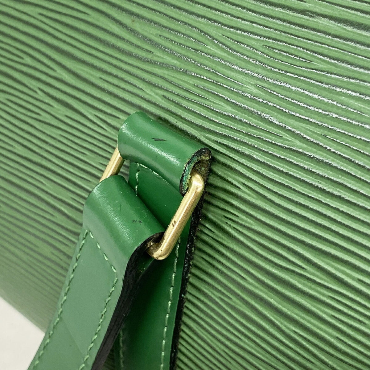 Louis Vuitton Borneo Green Handbag (Pre-Owned)