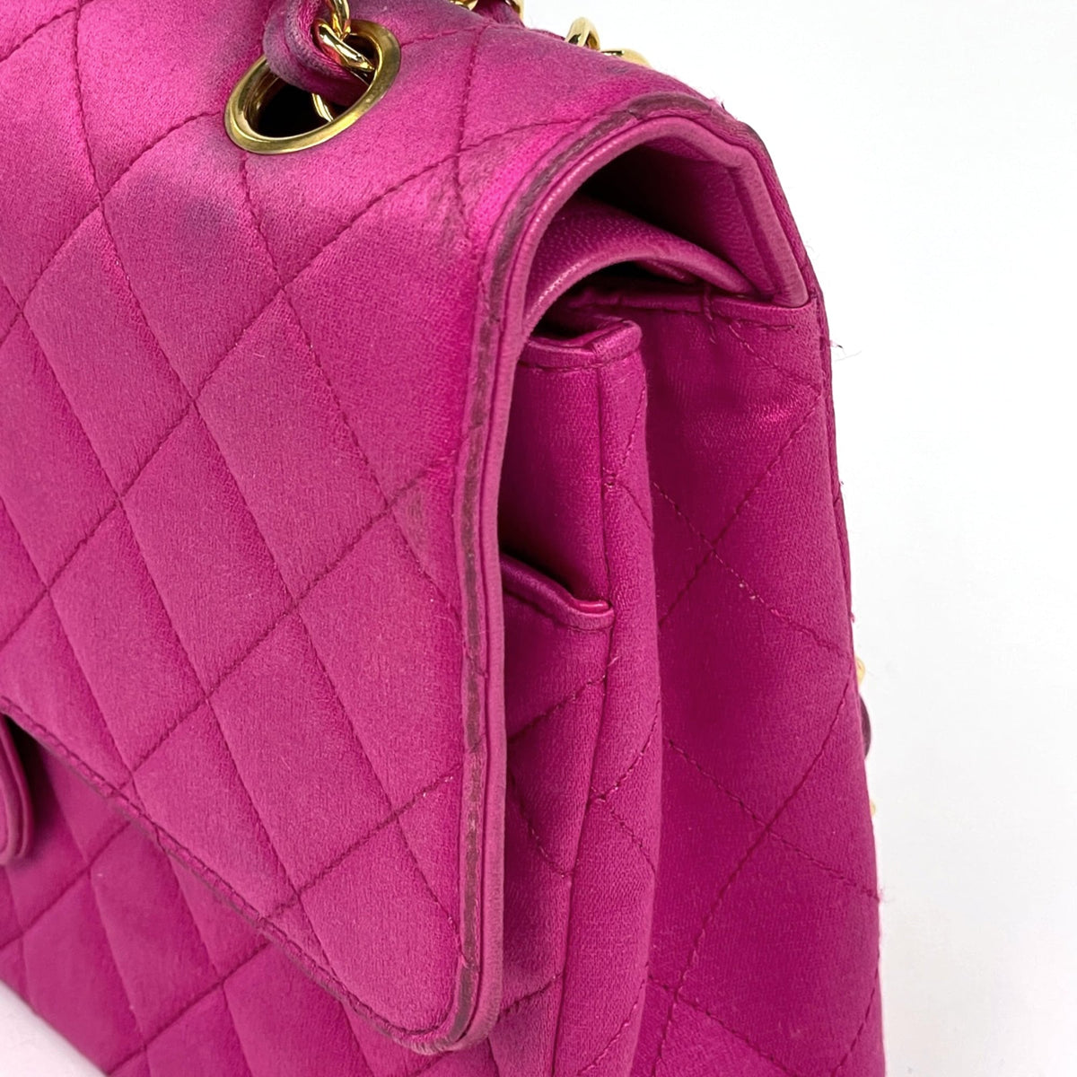 Chanel Pink Satin Leather Shoulder Bag (Pre-Owned)