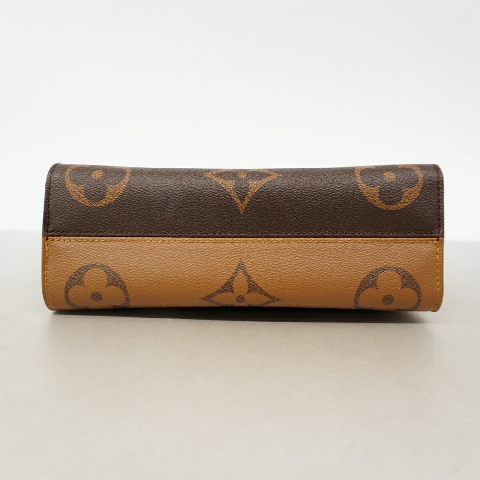 Louis Vuitton Brown Handbag (Pre-Owned)