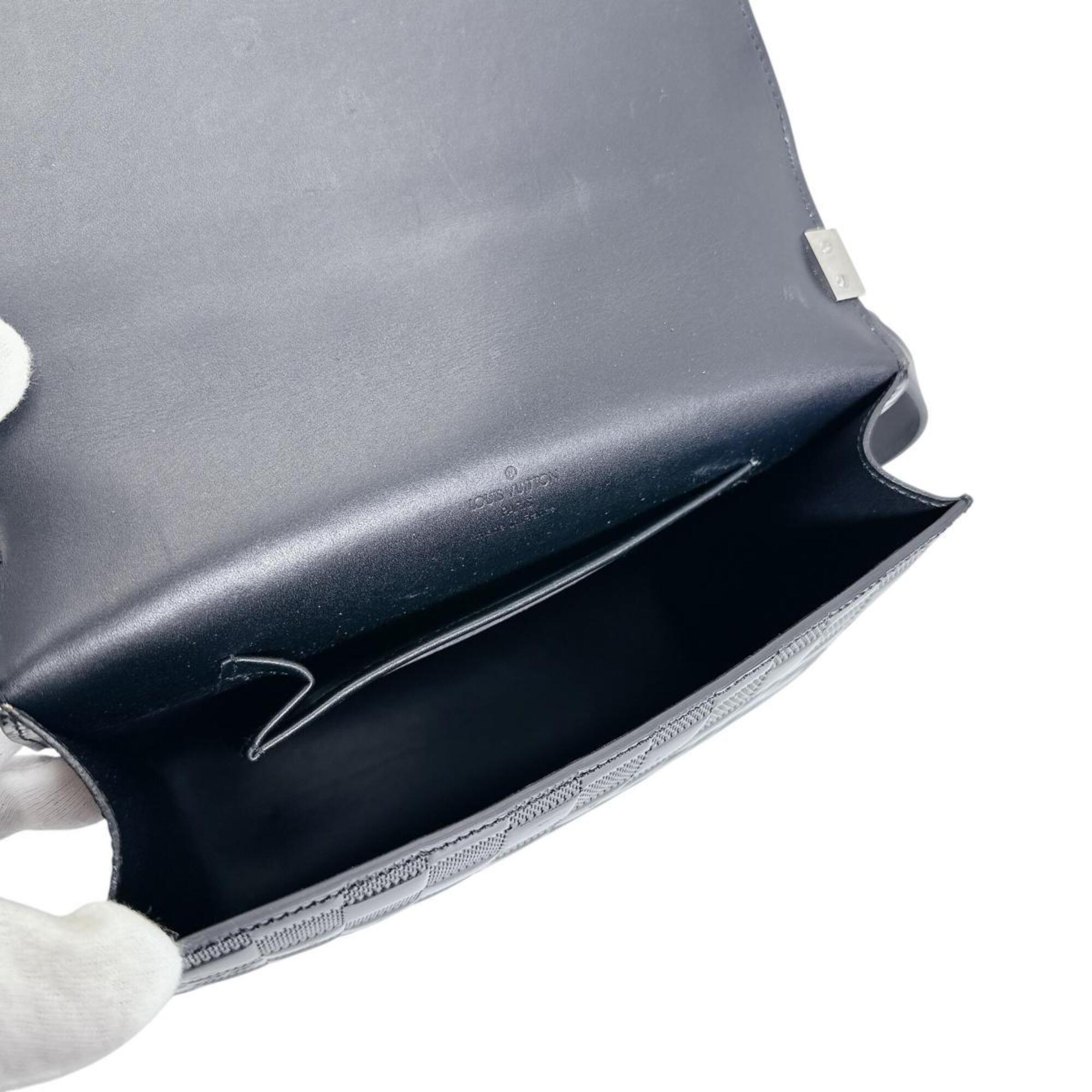 Louis Vuitton Black Leather Shoulder Bag (Pre-Owned)