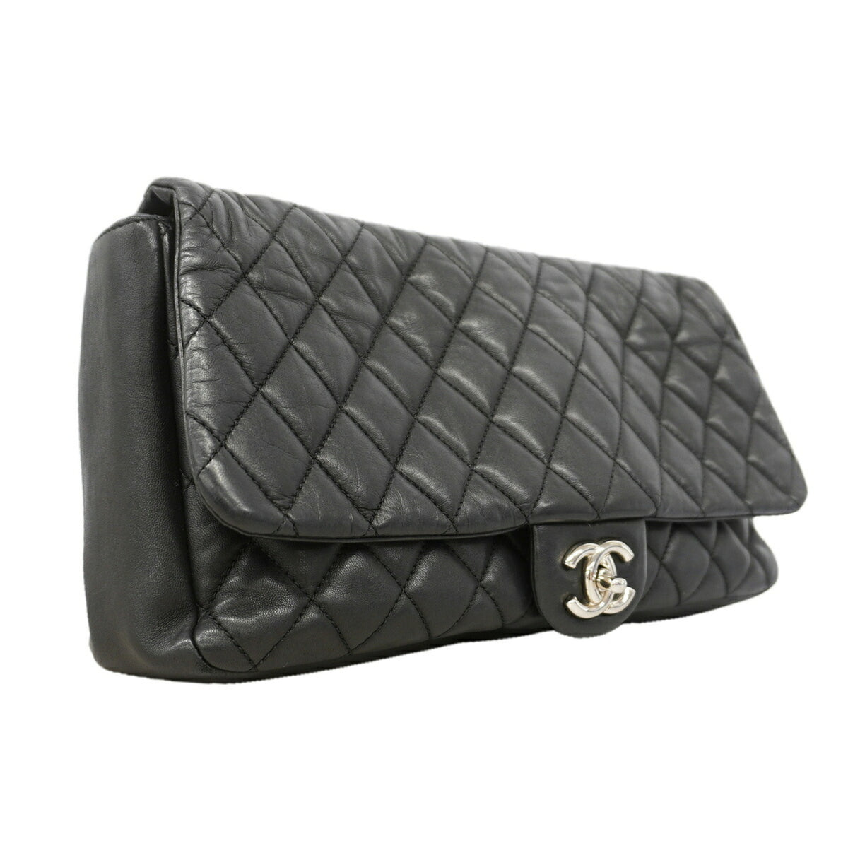 Chanel Black Leather Shoulder Bag (Pre-Owned)