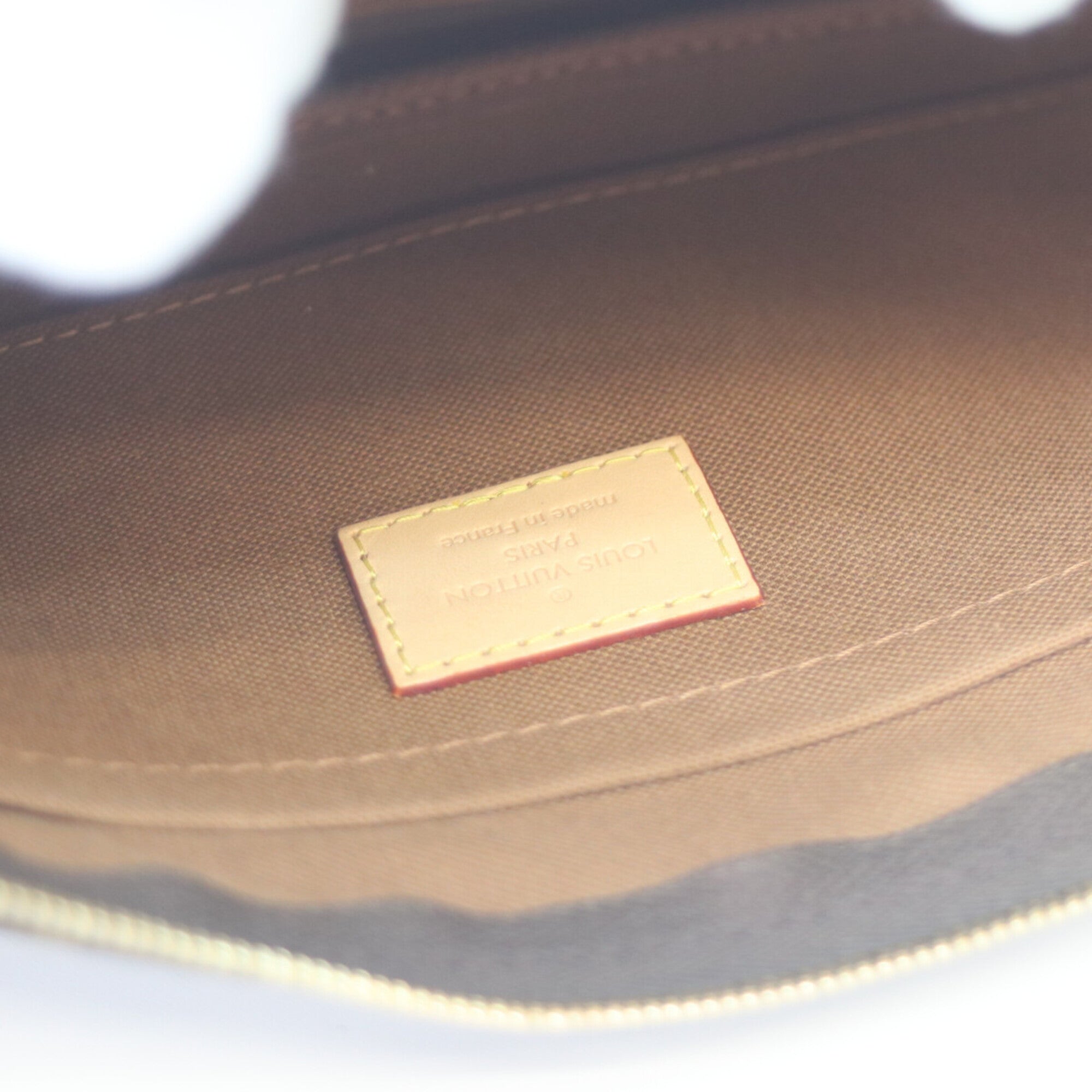 Louis Vuitton Brown Monogram Pouch Shoulder Bag (Pre-Owned)