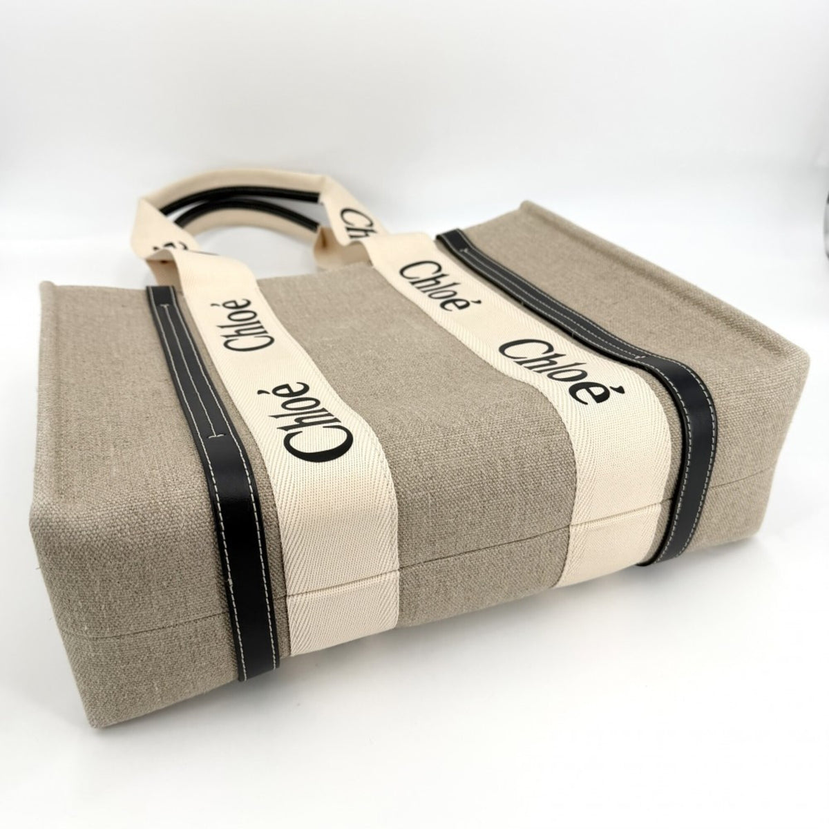 Chloé Beige Black Linen Canvas Leather Handbag (Pre-Owned)