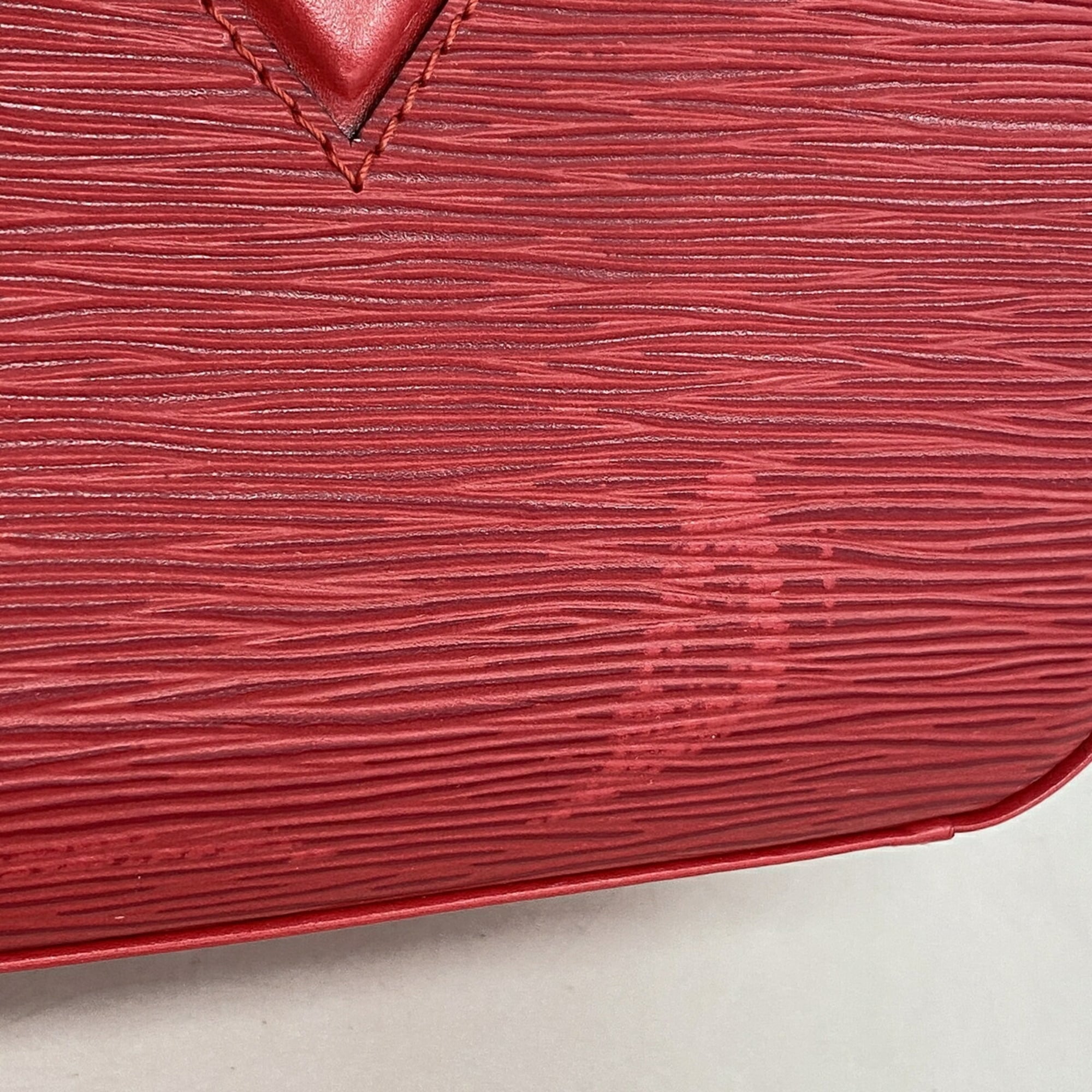 Louis Vuitton Castilian Red Handbag (Pre-Owned)