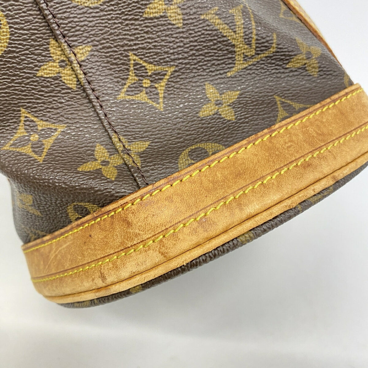 Louis Vuitton Brown Tote Bag (Pre-Owned)