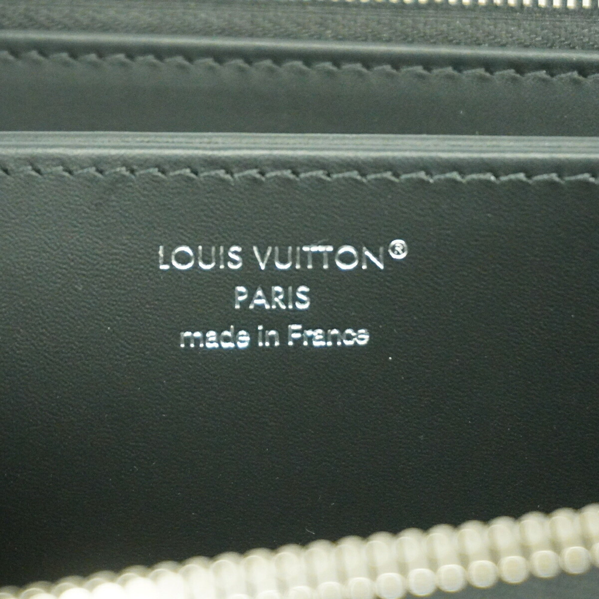 Louis Vuitton Noir Long Wallet (Bi-Fold) (Pre-Owned)
