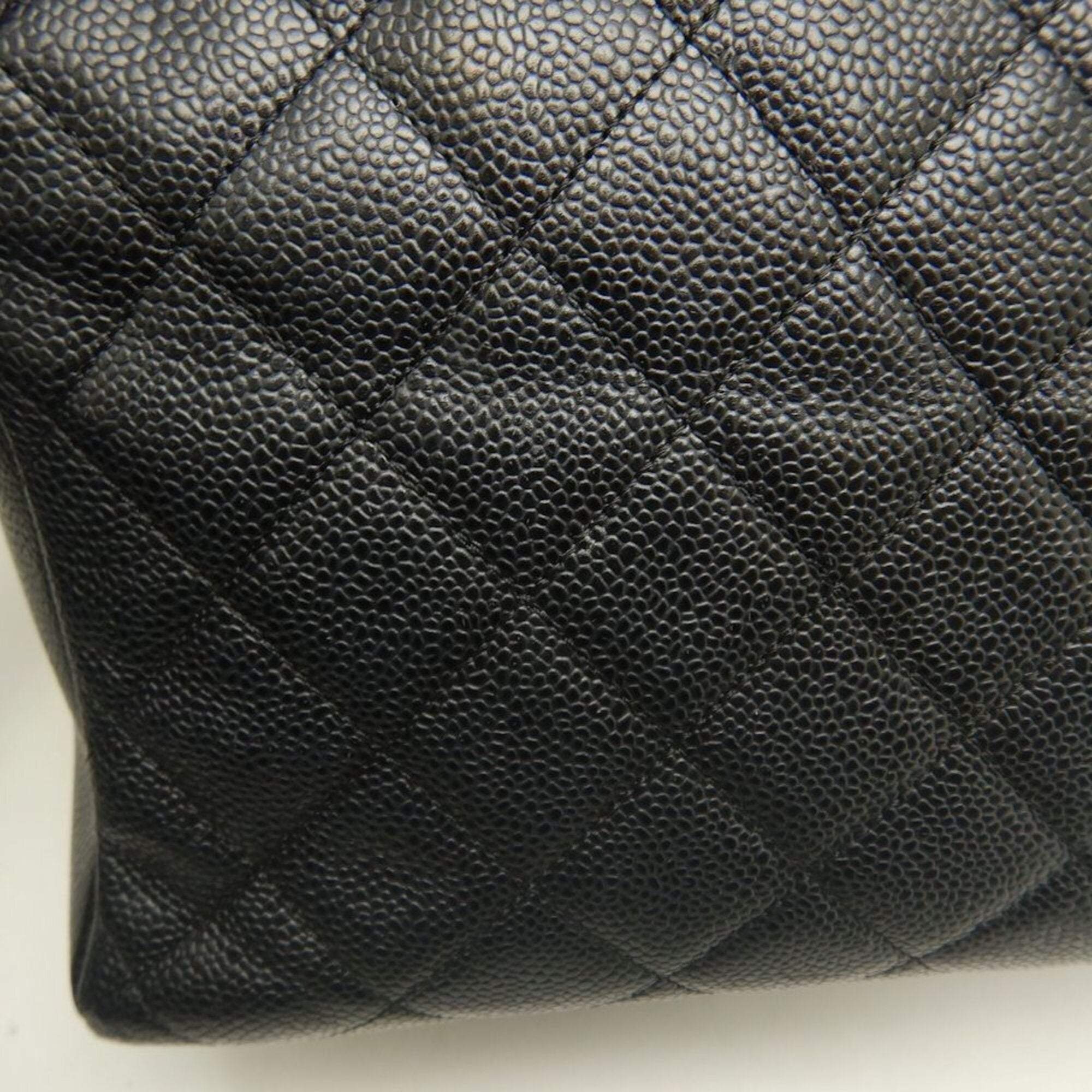 Chanel Matelasse Black Grained Calfskin Tote Bag (Pre-Owned)