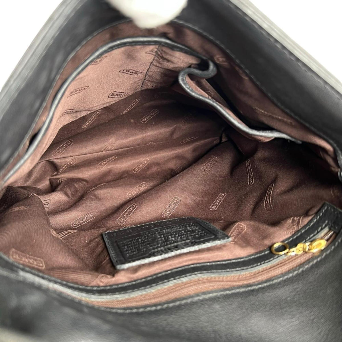 Coach Black Leather Shoulder Bag (Pre-Owned)