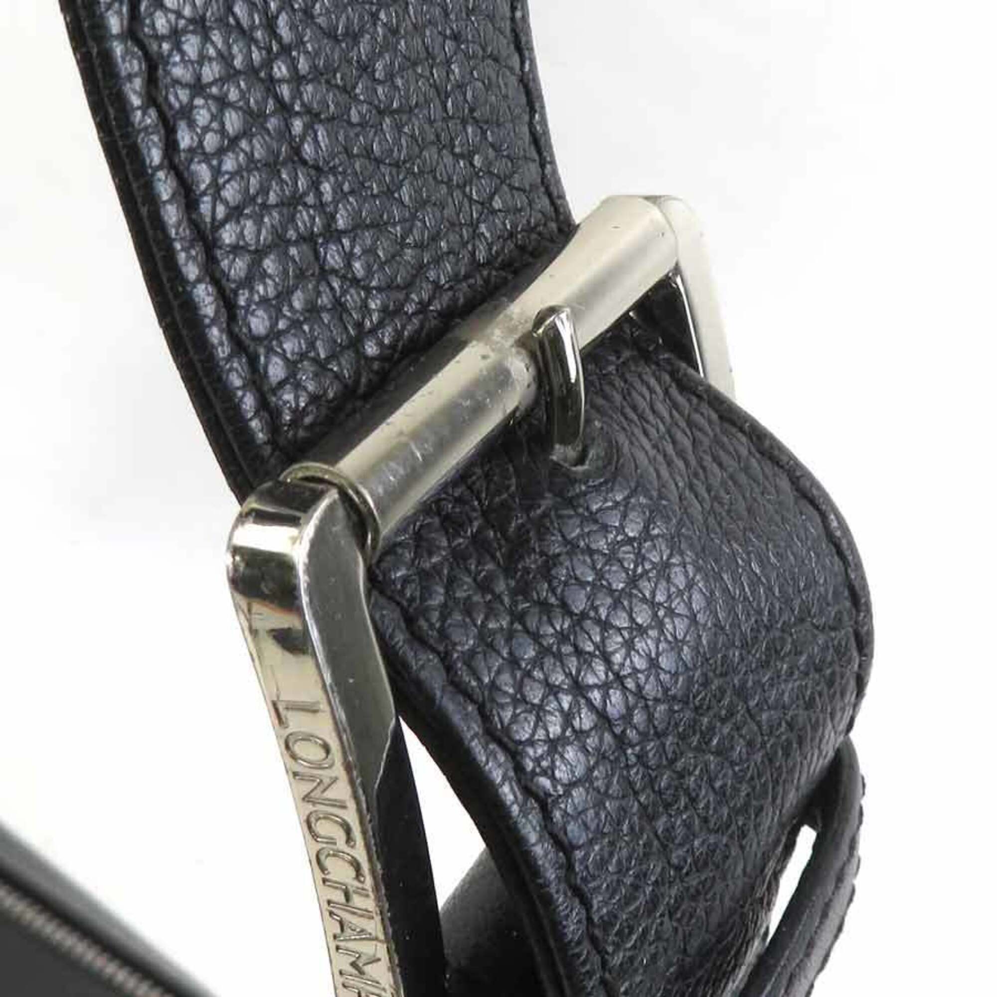 Longchamp Black Leather Shoulder Bag (Pre-Owned)