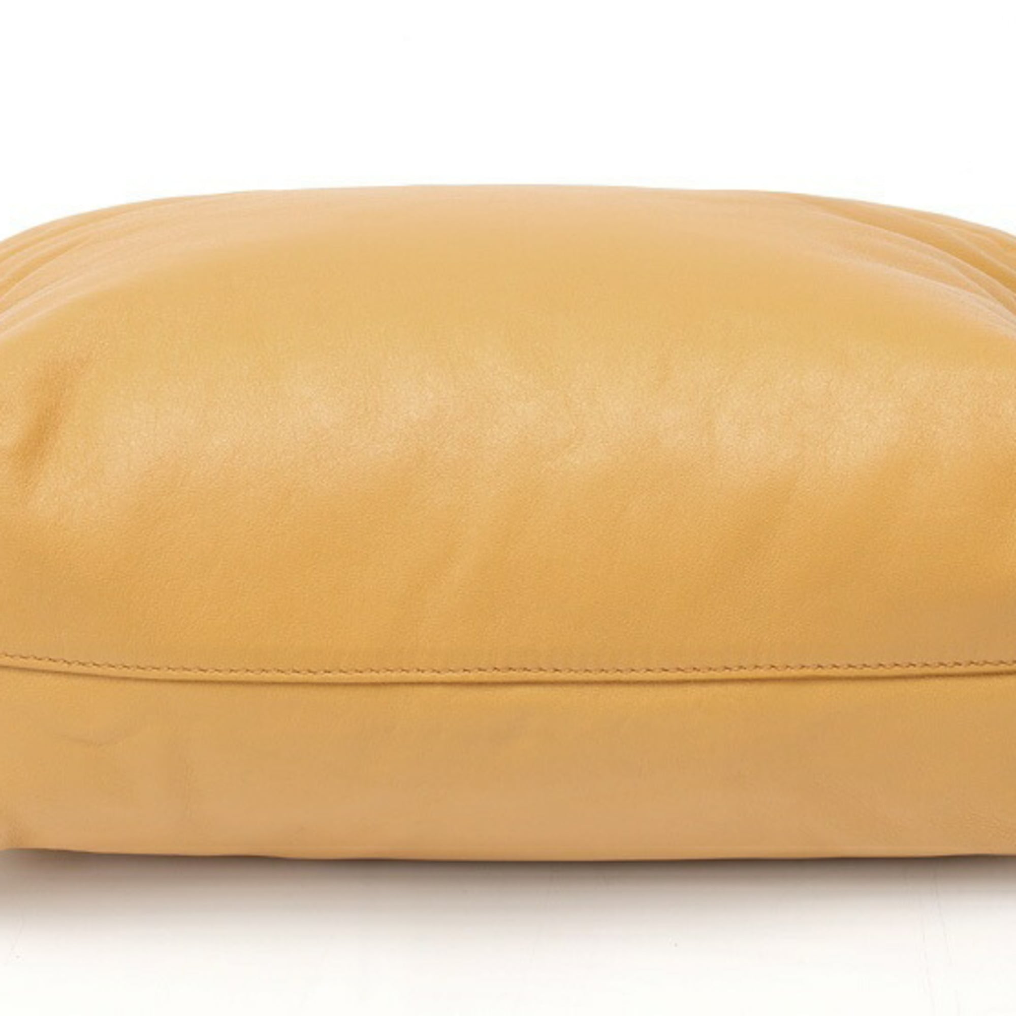 Loewe Camel Leather Shoulder Bag (Pre-Owned)
