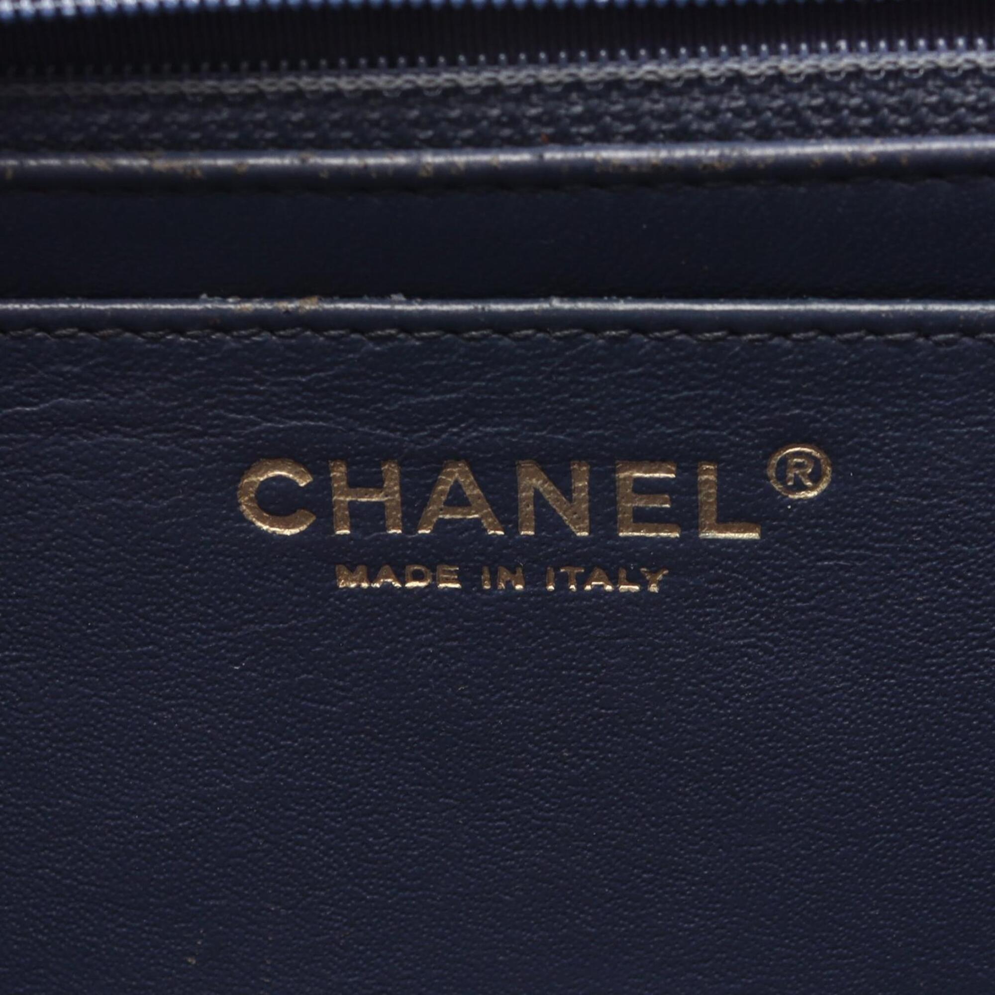 Chanel Navy Grained Calfskin Handbag Shoulder Bag (Pre-Owned)