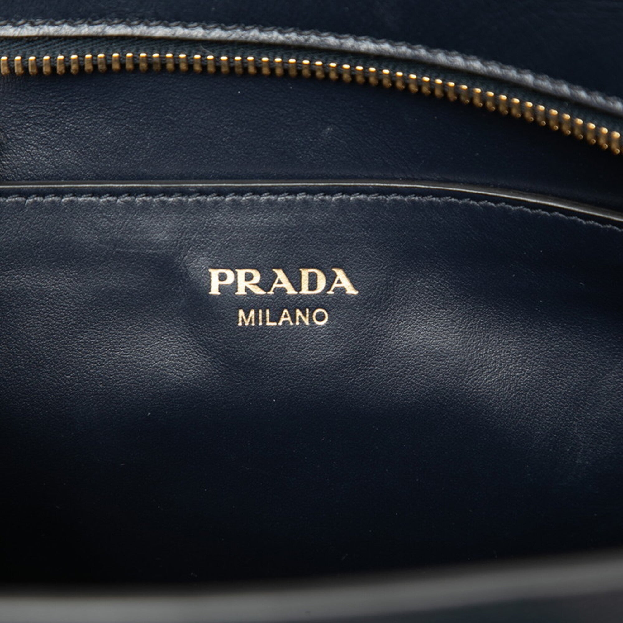 Prada Navy Leather Handbag Shoulder Bag (Pre-Owned)
