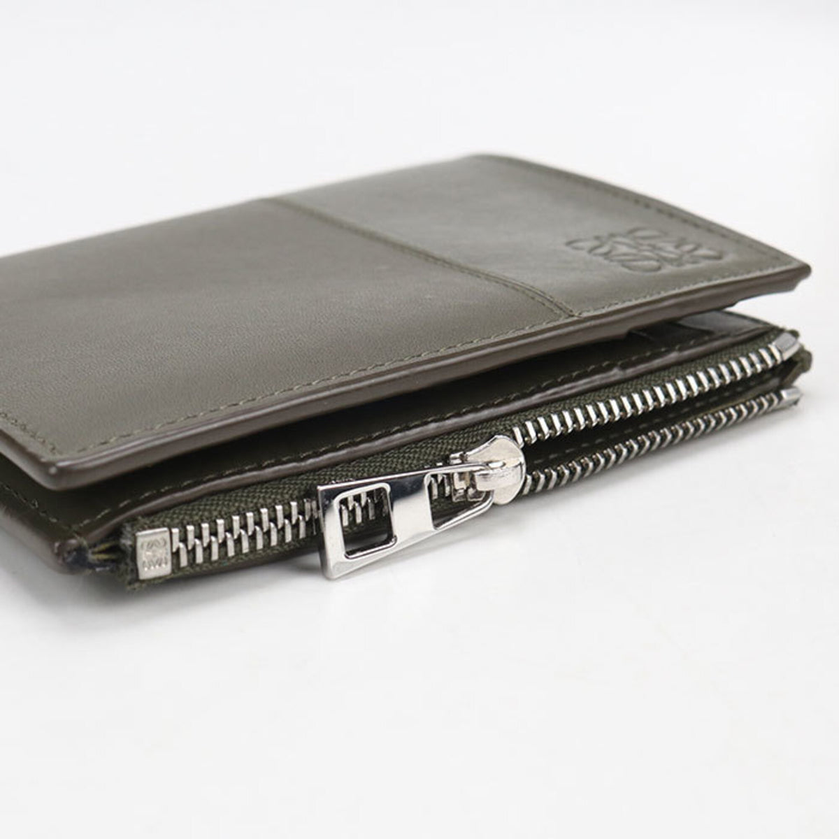 Loewe Khaki Leather Wallet (Bi-Fold) (Pre-Owned)