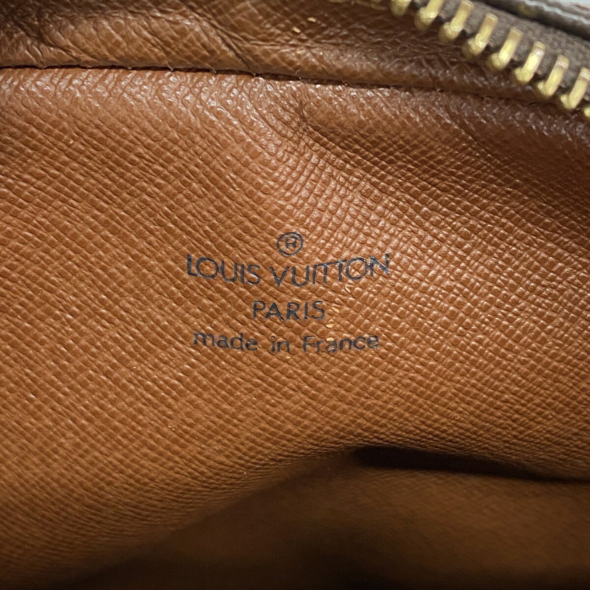 Louis Vuitton Brown Shoulder Bag (Pre-Owned)