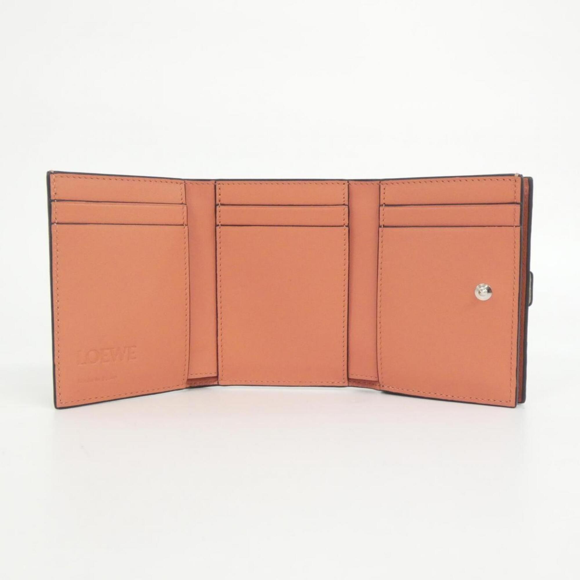 Loewe Beige Leather Wallet (Tri-Fold) (Pre-Owned)