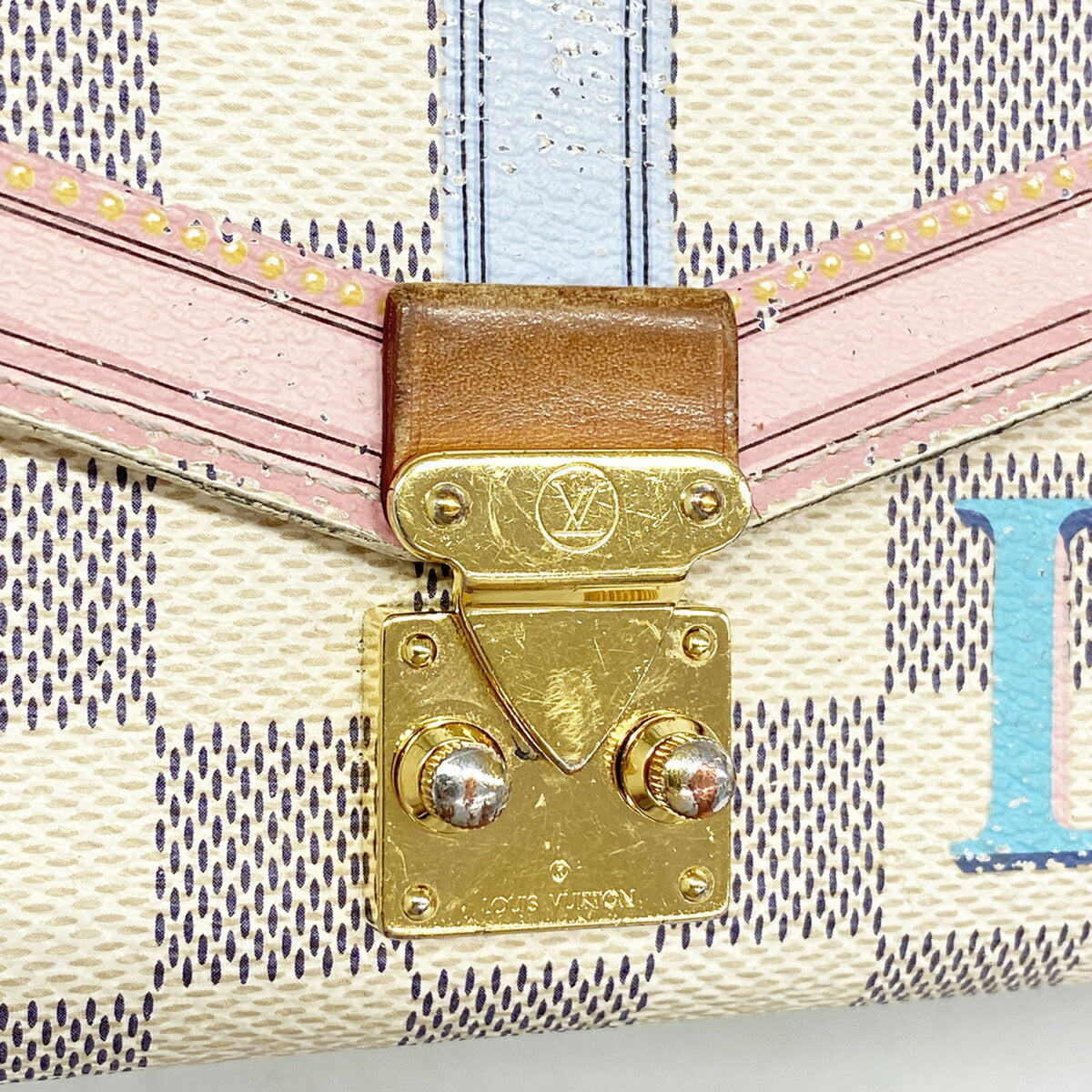 Louis Vuitton White Long Wallet (Bi-Fold) (Pre-Owned)