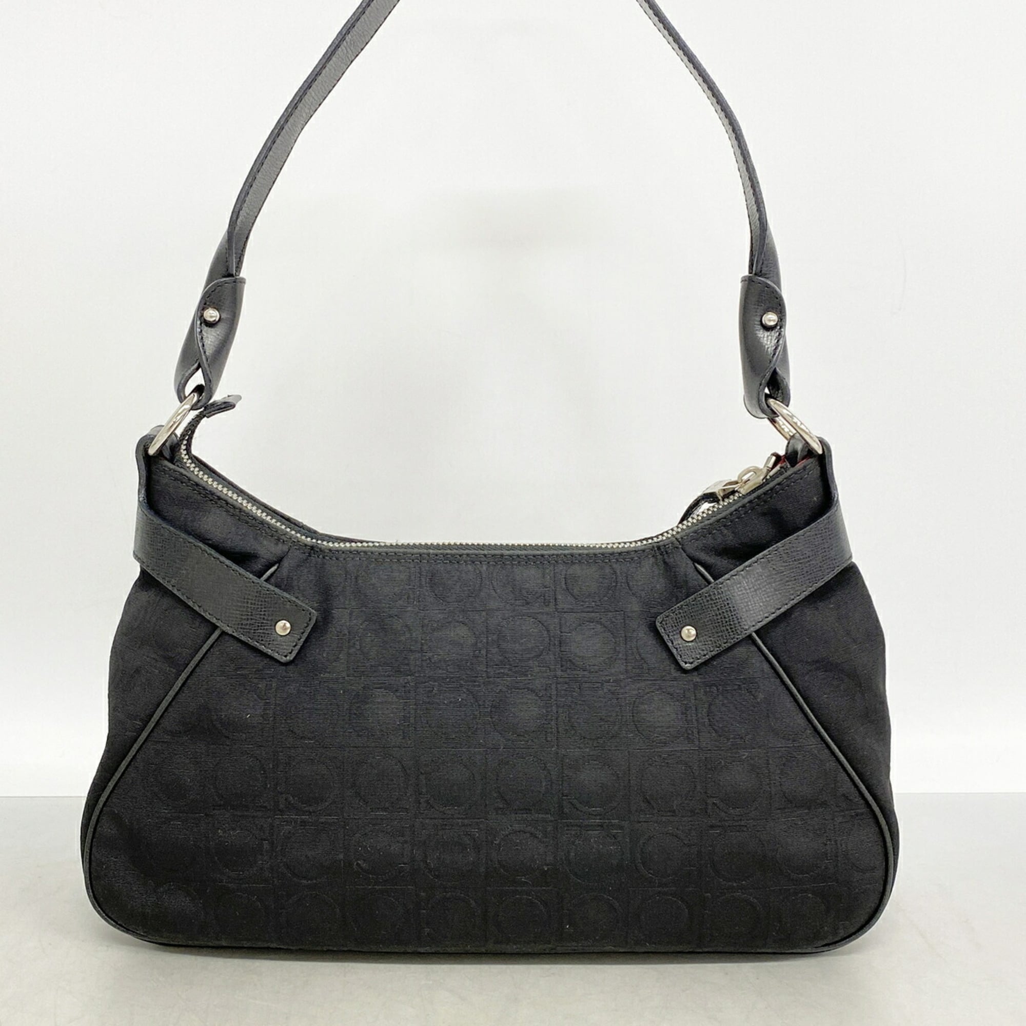 Salvatore Ferragamo Black Nylon Shoulder Bag (Pre-Owned)