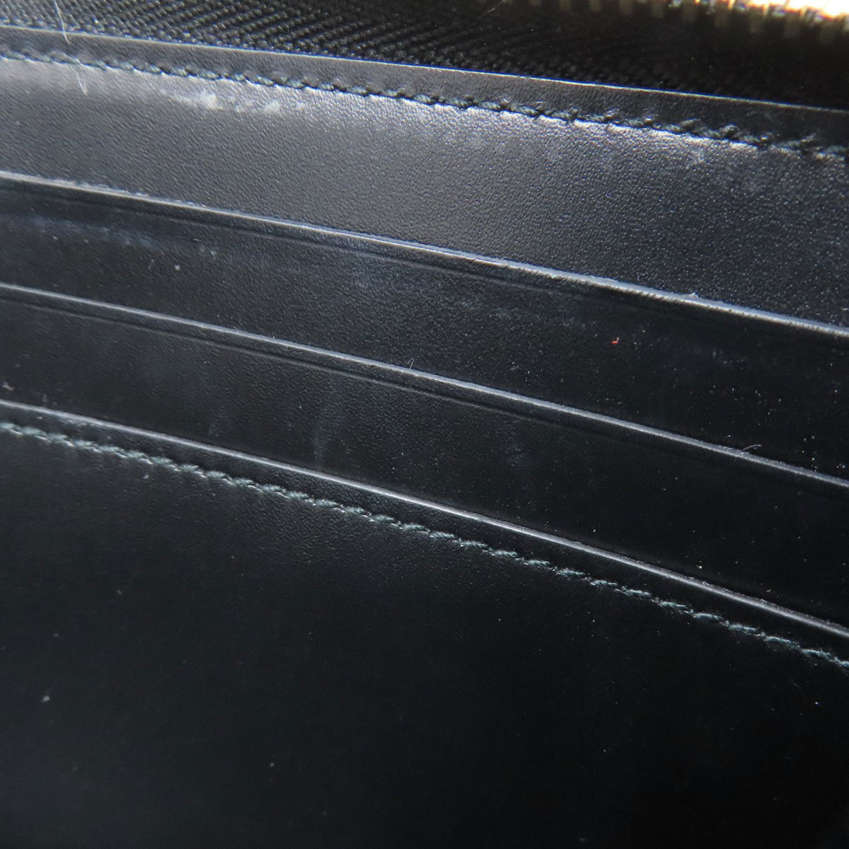 Bvlgari Black Leather Long Wallet (Bi-Fold) (Pre-Owned)