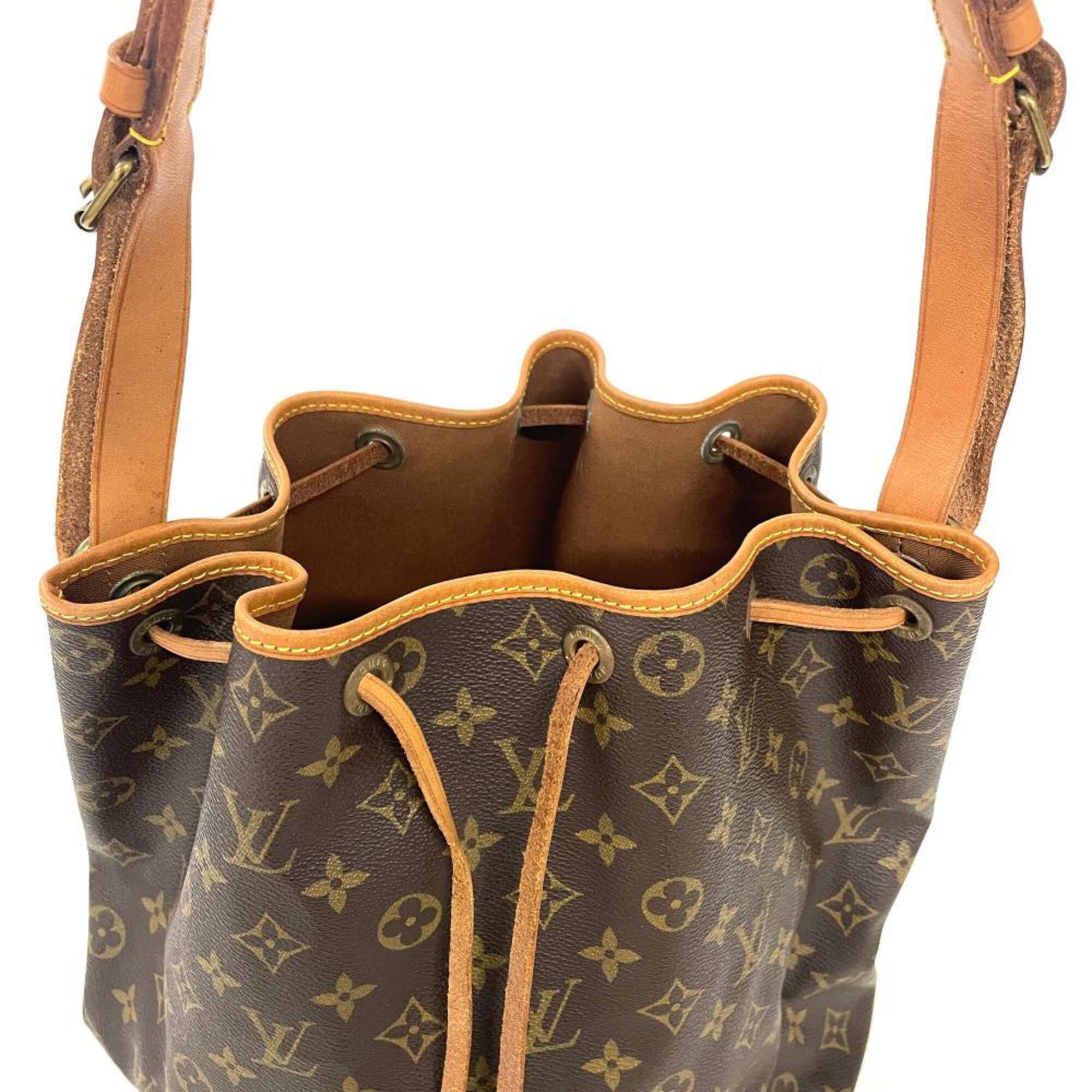 Louis Vuitton Brown Monogram Canvas Shoulder Bag (Pre-Owned)