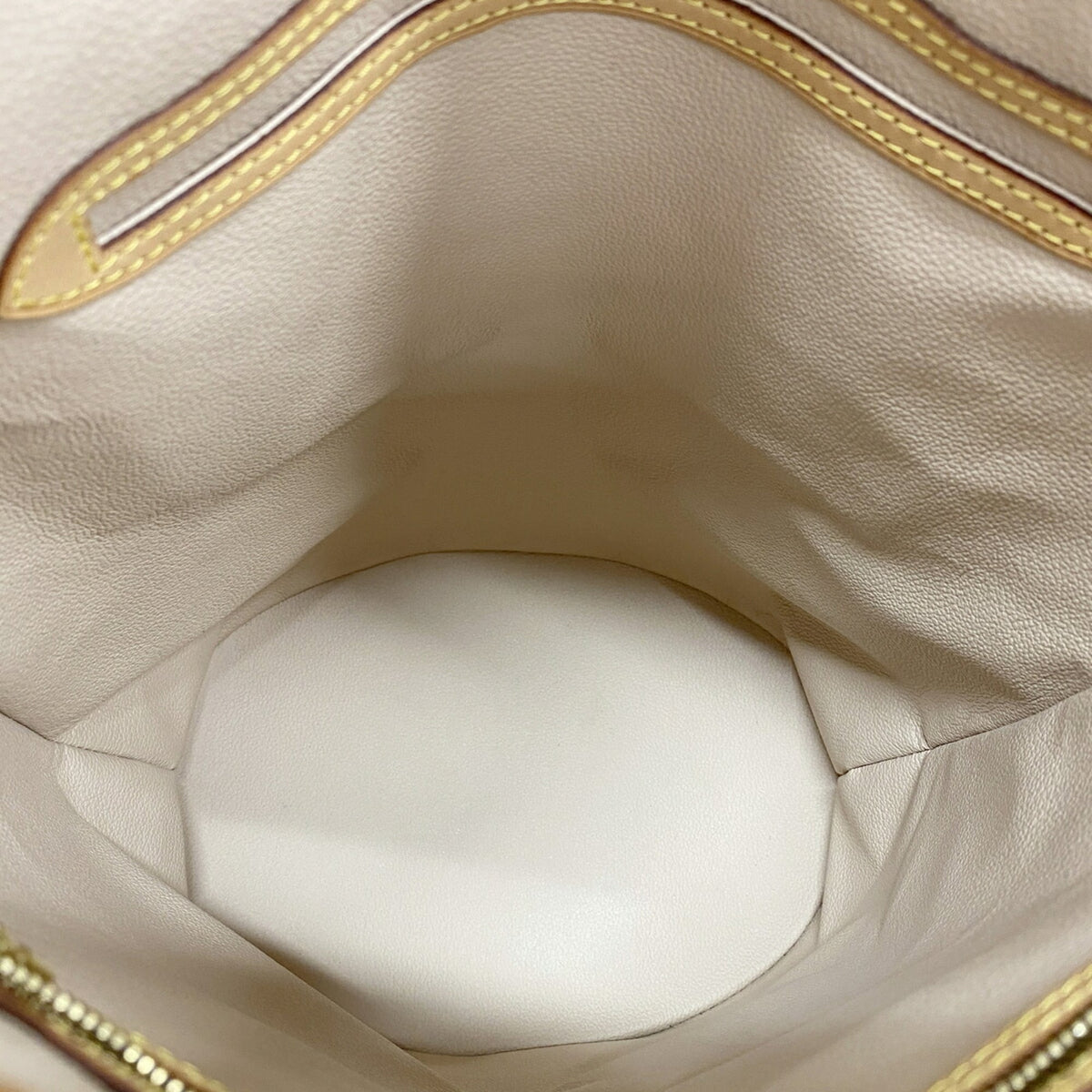 Louis Vuitton Brown Tote Bag (Pre-Owned)