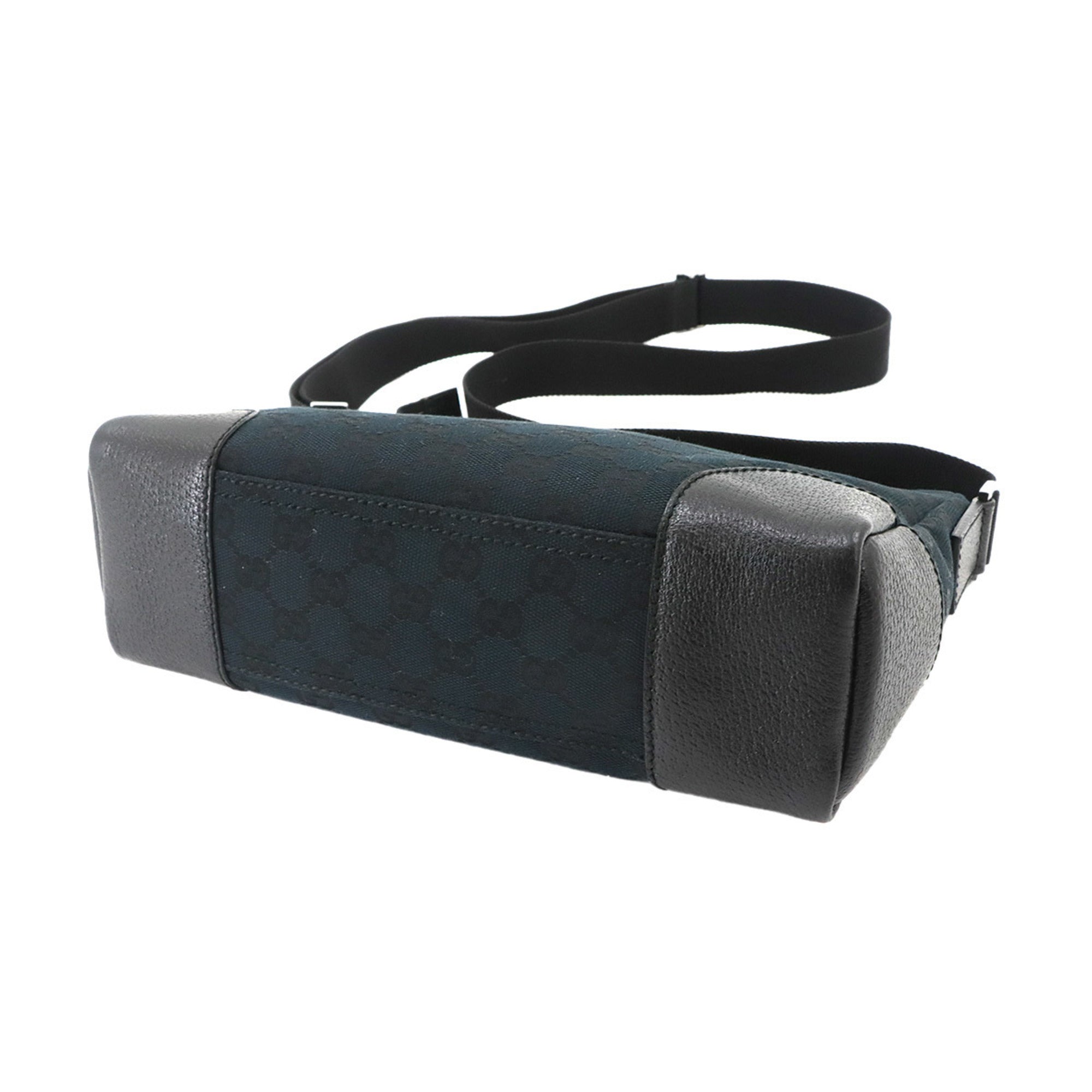 Gucci Black Gg Canvas Leather Handbag Shoulder Bag (Pre-Owned)