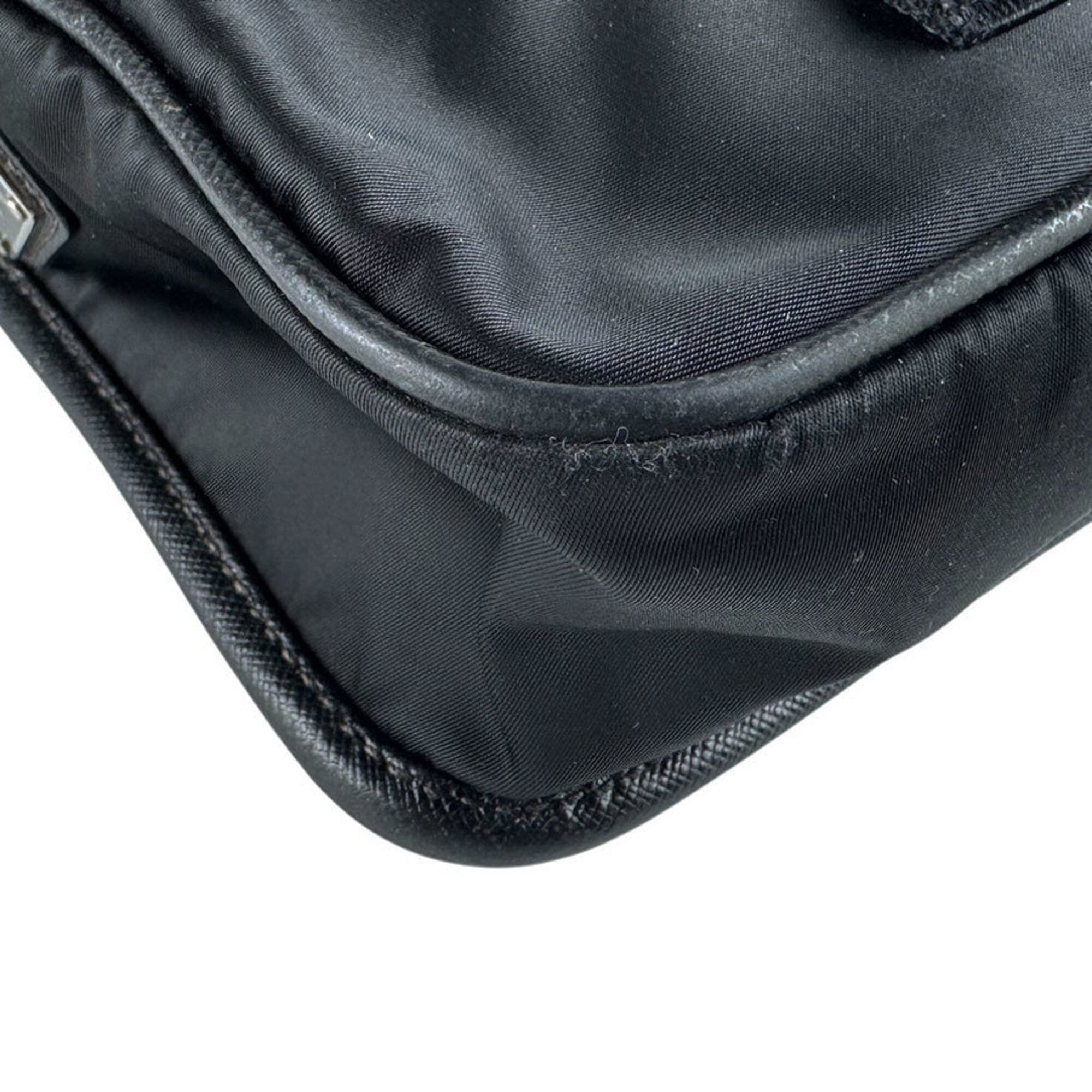Prada Black Nylon Shoulder Bag (Pre-Owned)