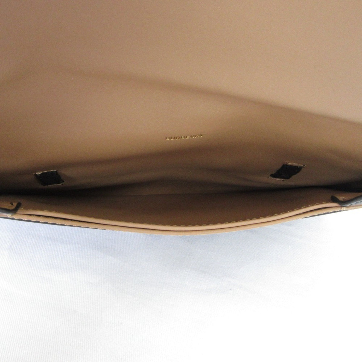Burberry Black Leather Clutch Bag (Pre-Owned)