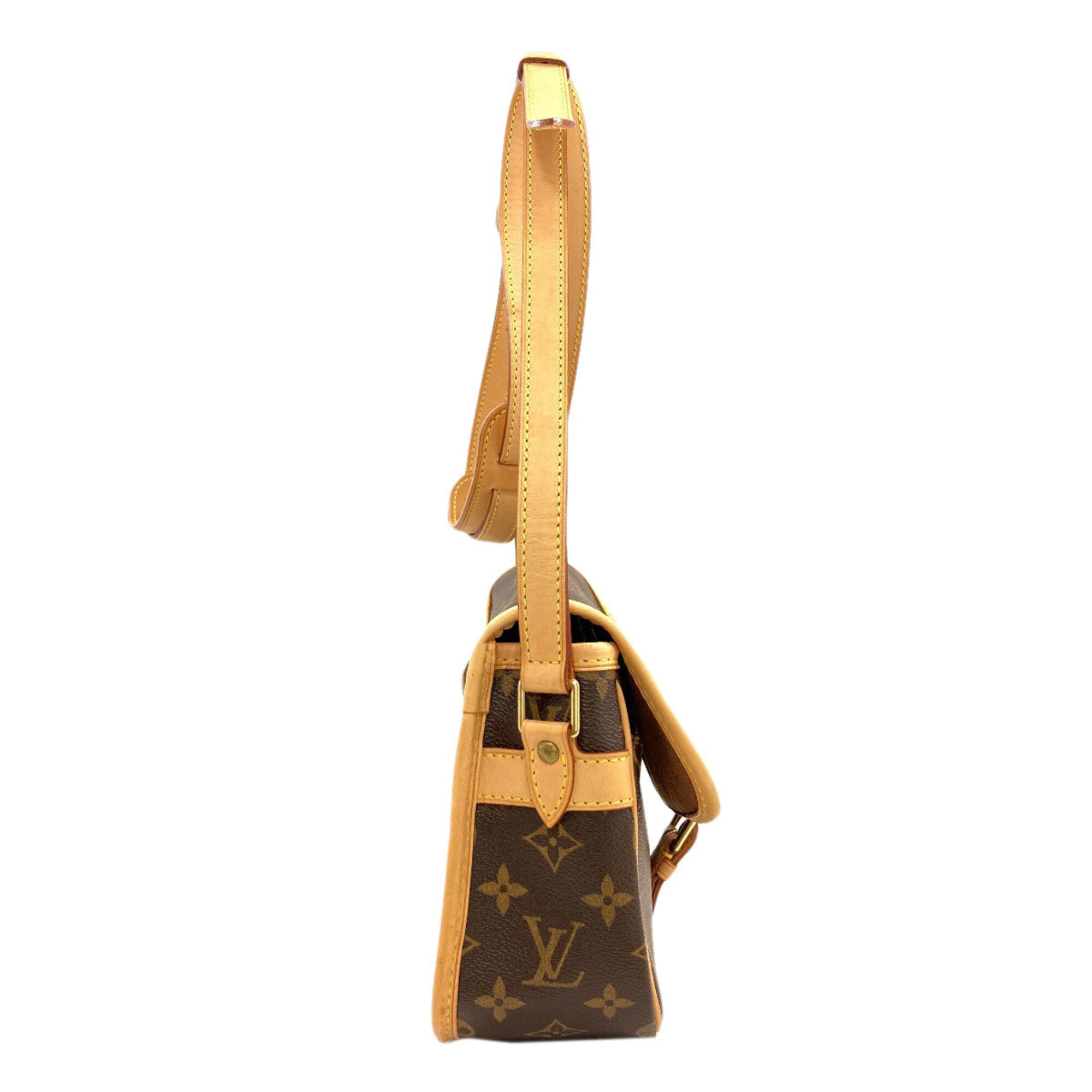 Louis Vuitton Monogram Monogram Canvas Shoulder Bag (Pre-Owned)