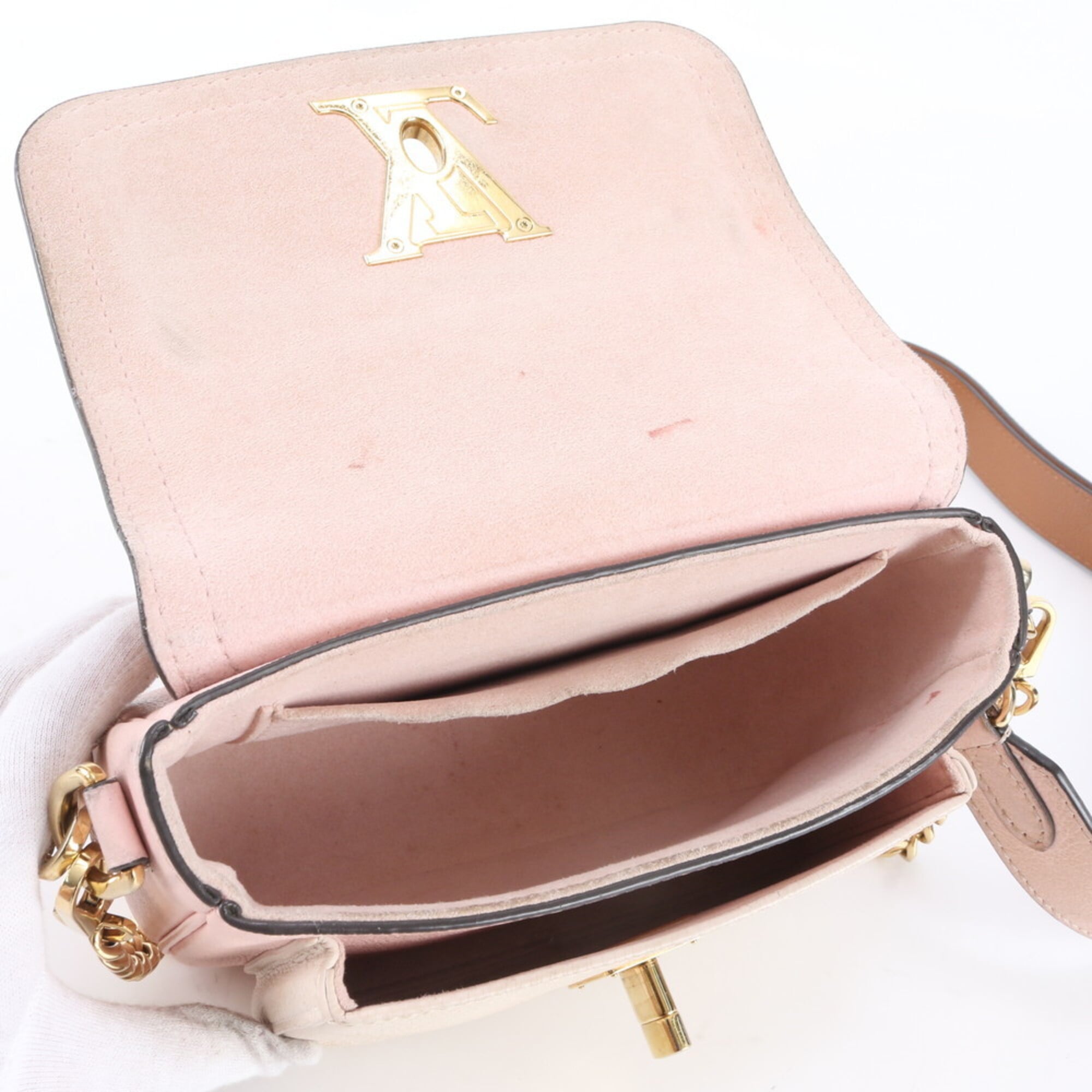 Louis Vuitton Leather Shoulder Bag (Pre-Owned)