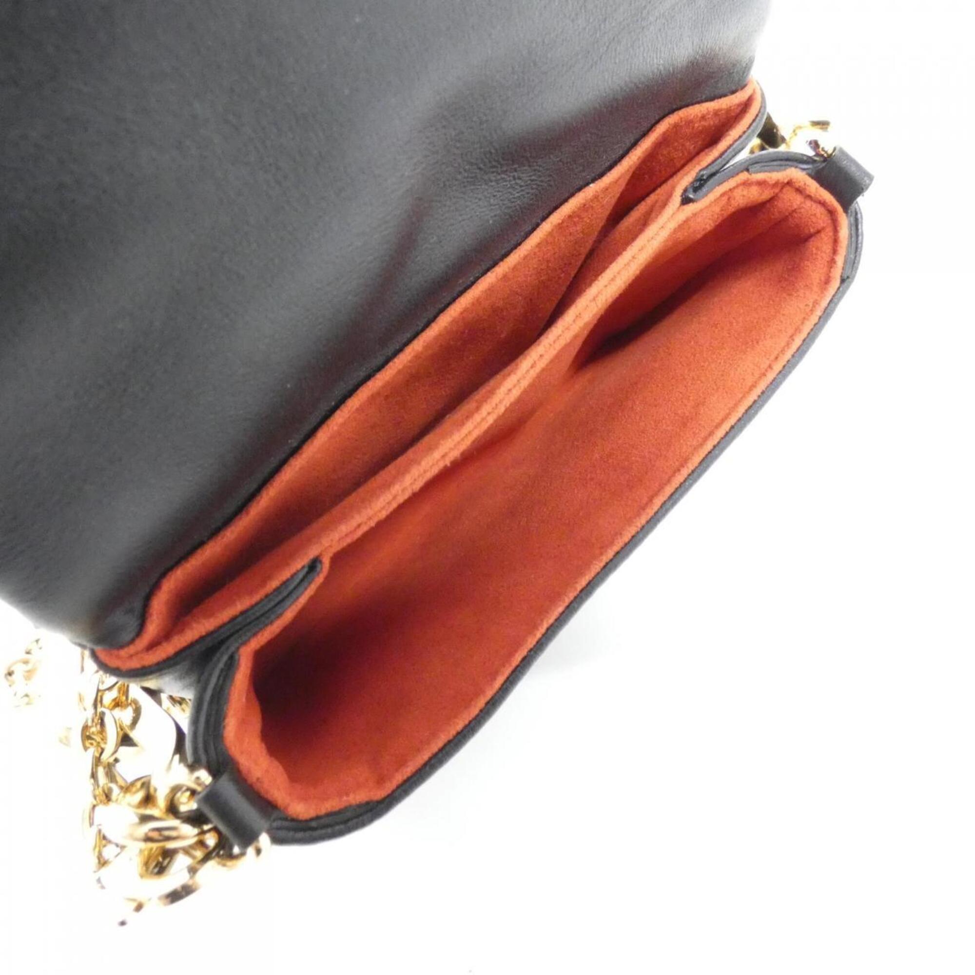 Louis Vuitton Black Leather Shoulder Bag (Pre-Owned)