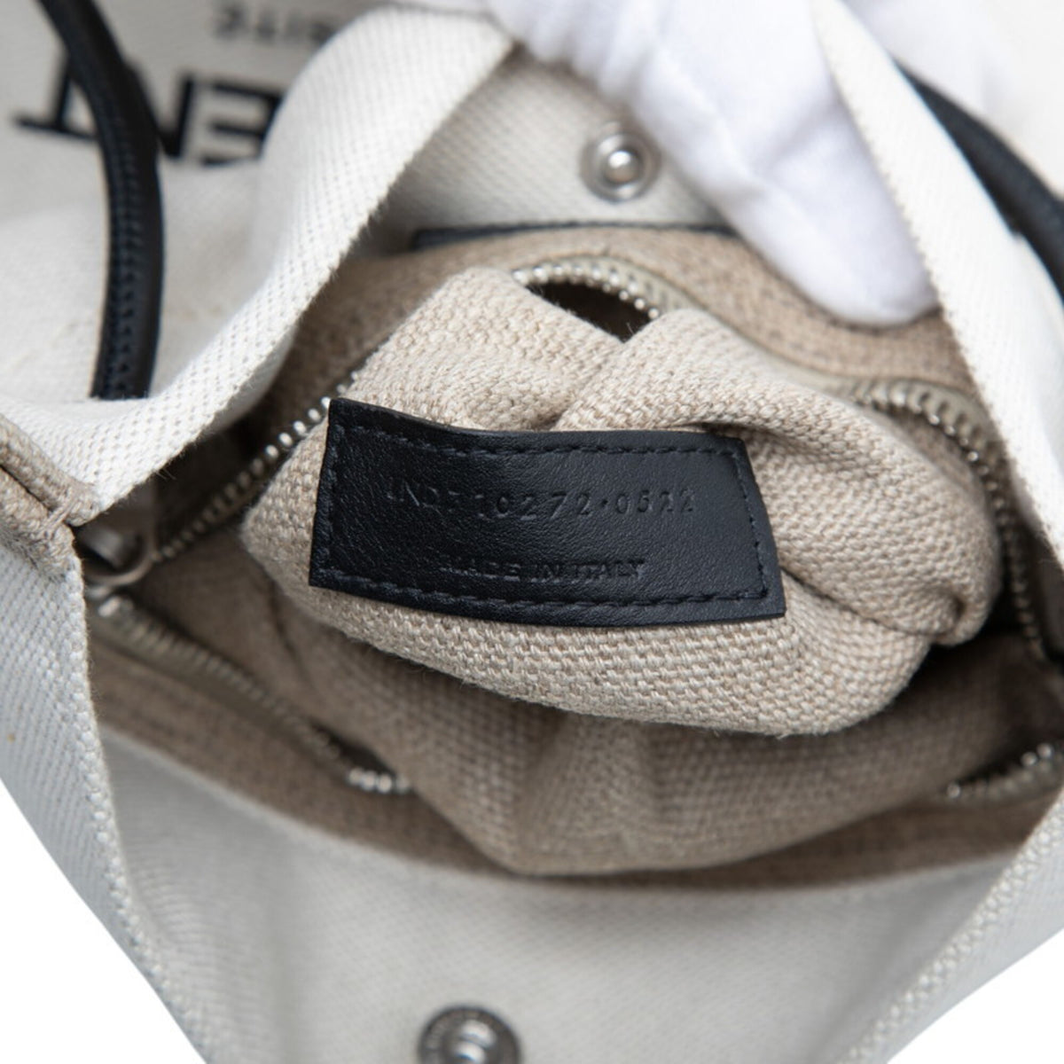 Saint Laurent Beige Black Canvas Leather Shoulder Bag (Pre-Owned)