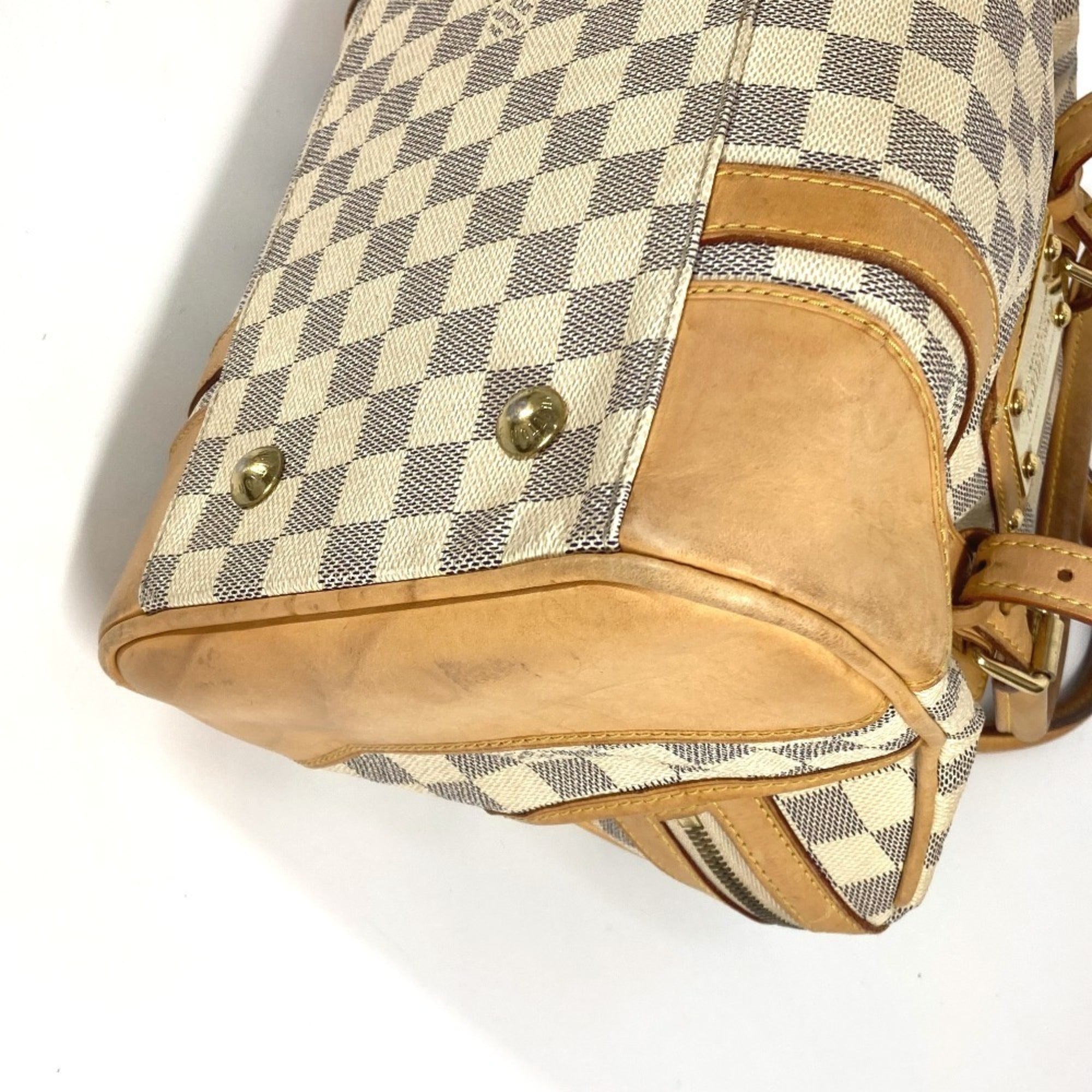 Louis Vuitton White Handbag Tote Bag (Pre-Owned)