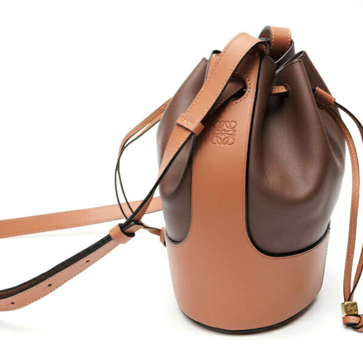 Loewe Brown Leather Shoulder Bag (Pre-Owned)