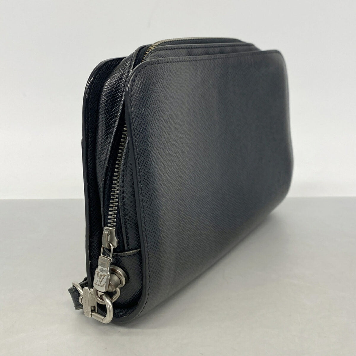 Louis Vuitton Ardoise Clutch Bag (Pre-Owned)