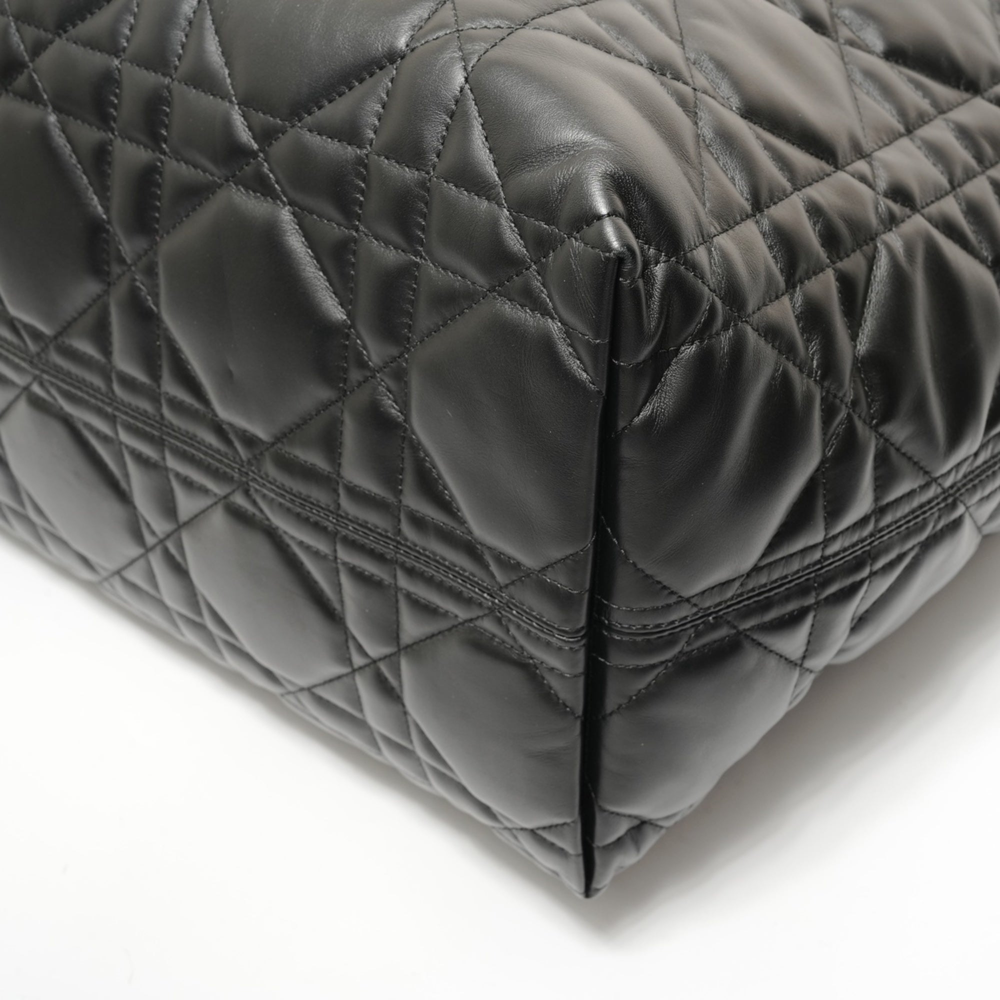 Christian Dior Black Leather Tote Bag (Pre-Owned)