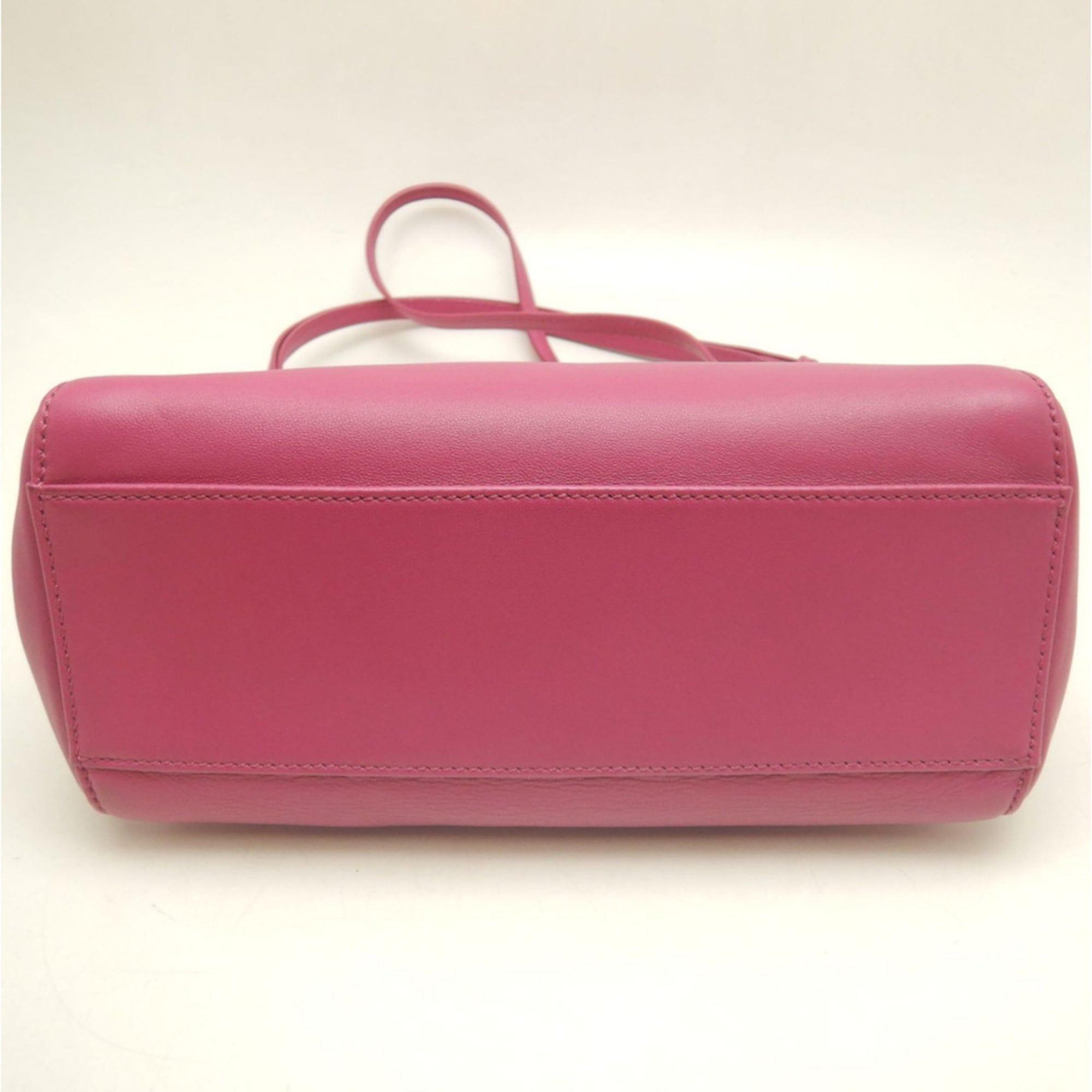 Fendi Pink Leather Handbag (Pre-Owned)