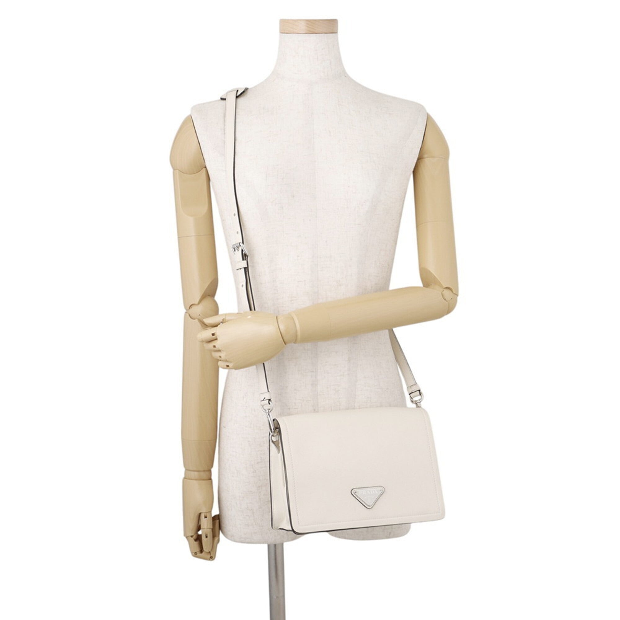 Prada White Leather Shoulder Bag (Pre-Owned)