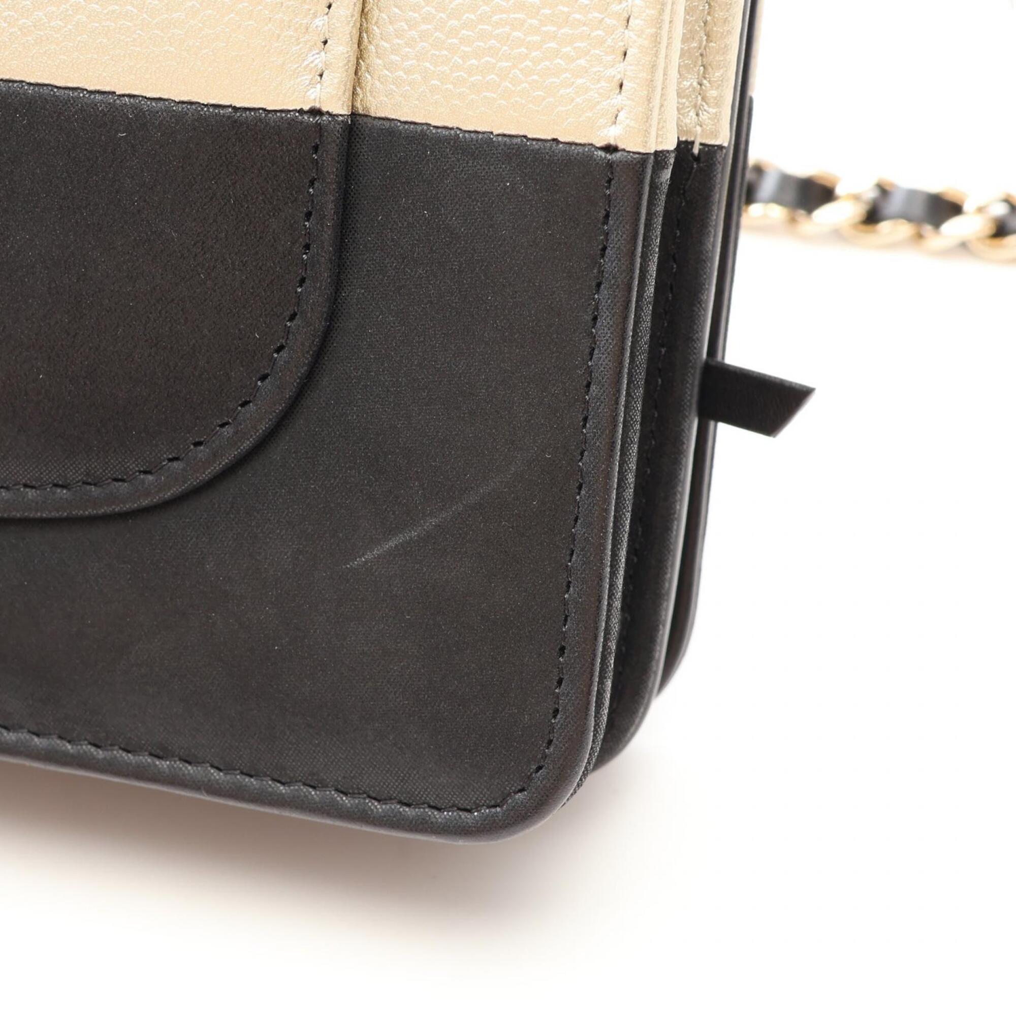 Chanel Black Leather Grained Calfskin Handbag Shoulder Bag (Pre-Owned)