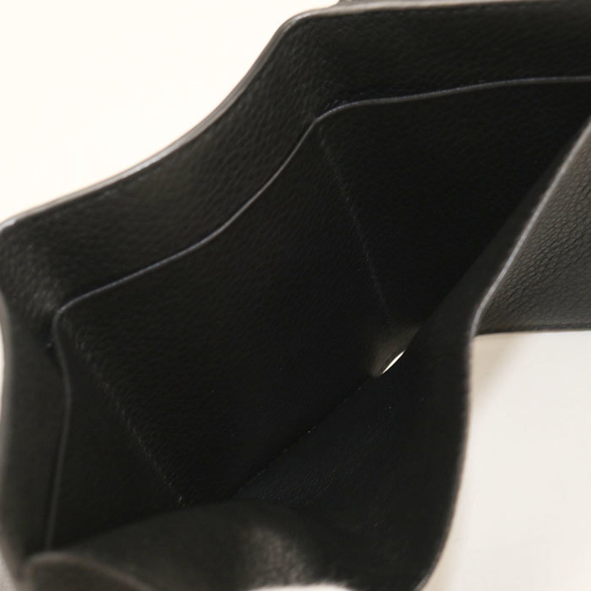Saint Laurent Black Leather Wallet (Tri-Fold) (Pre-Owned)