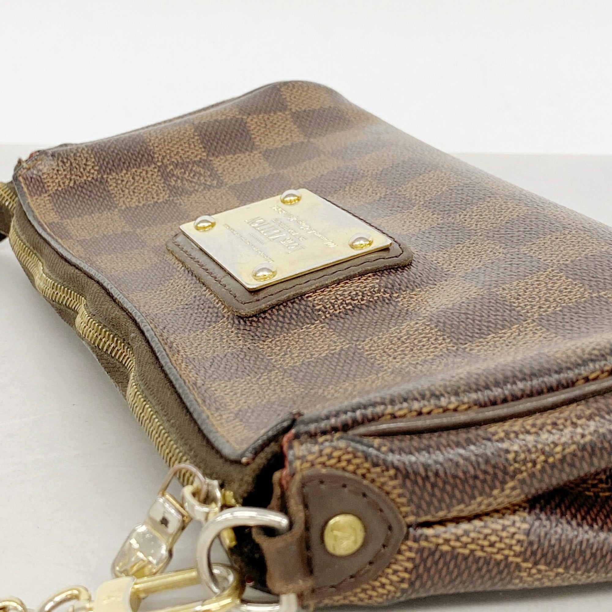 Louis Vuitton Ebene Handbag (Pre-Owned)