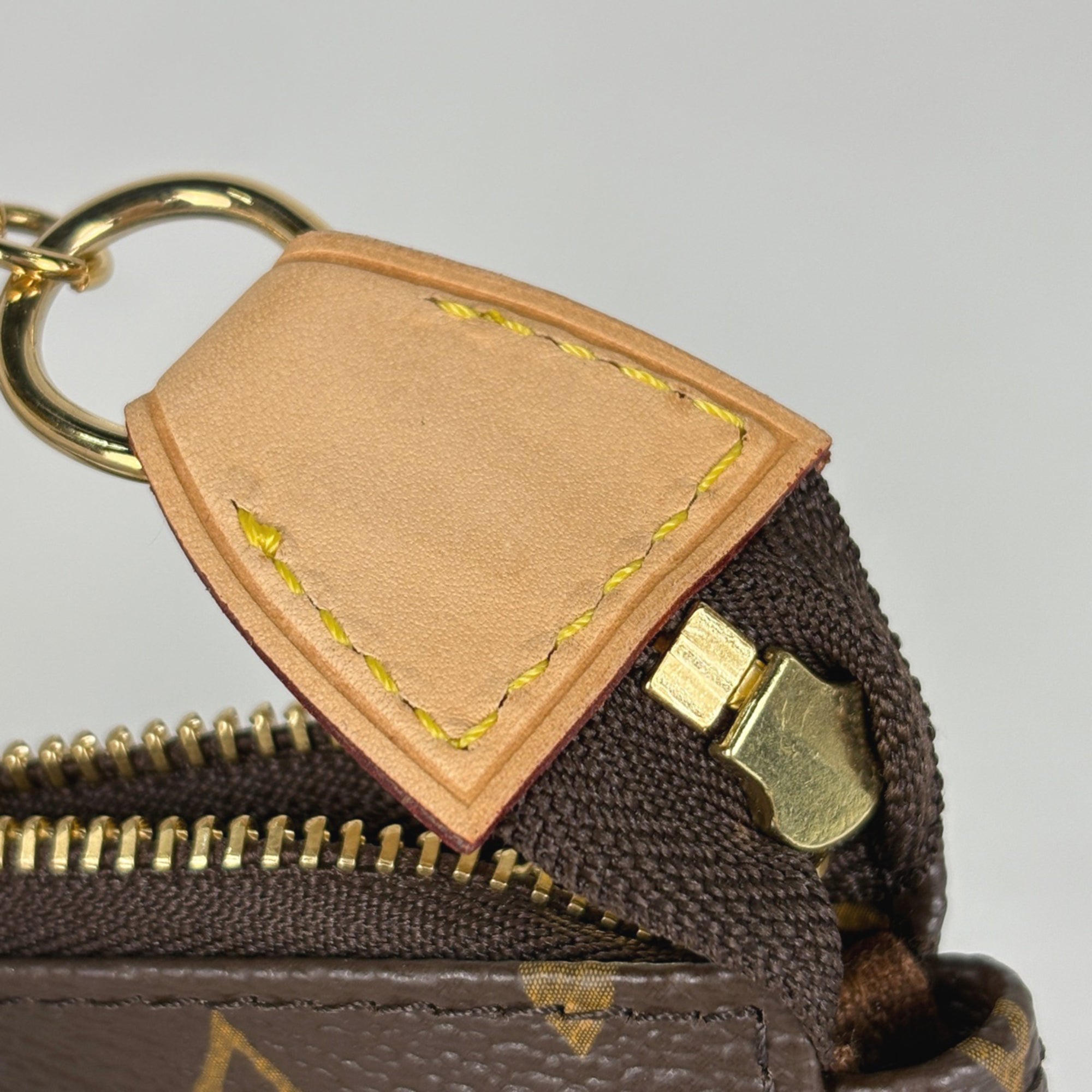 Louis Vuitton Monogram Brown Monogram Pochette (Pre-Owned)