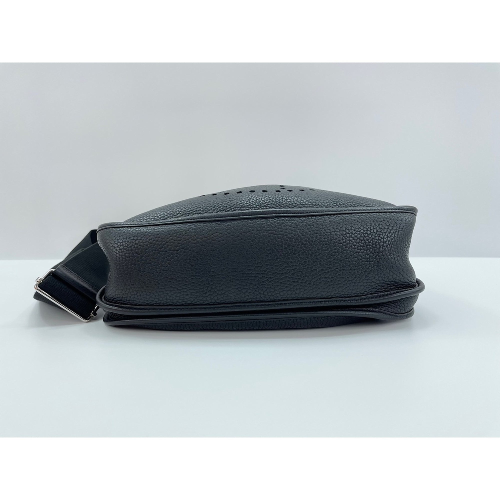 Hermes Black Taurillon Clemence Leather Shoulder Bag (Pre-Owned)