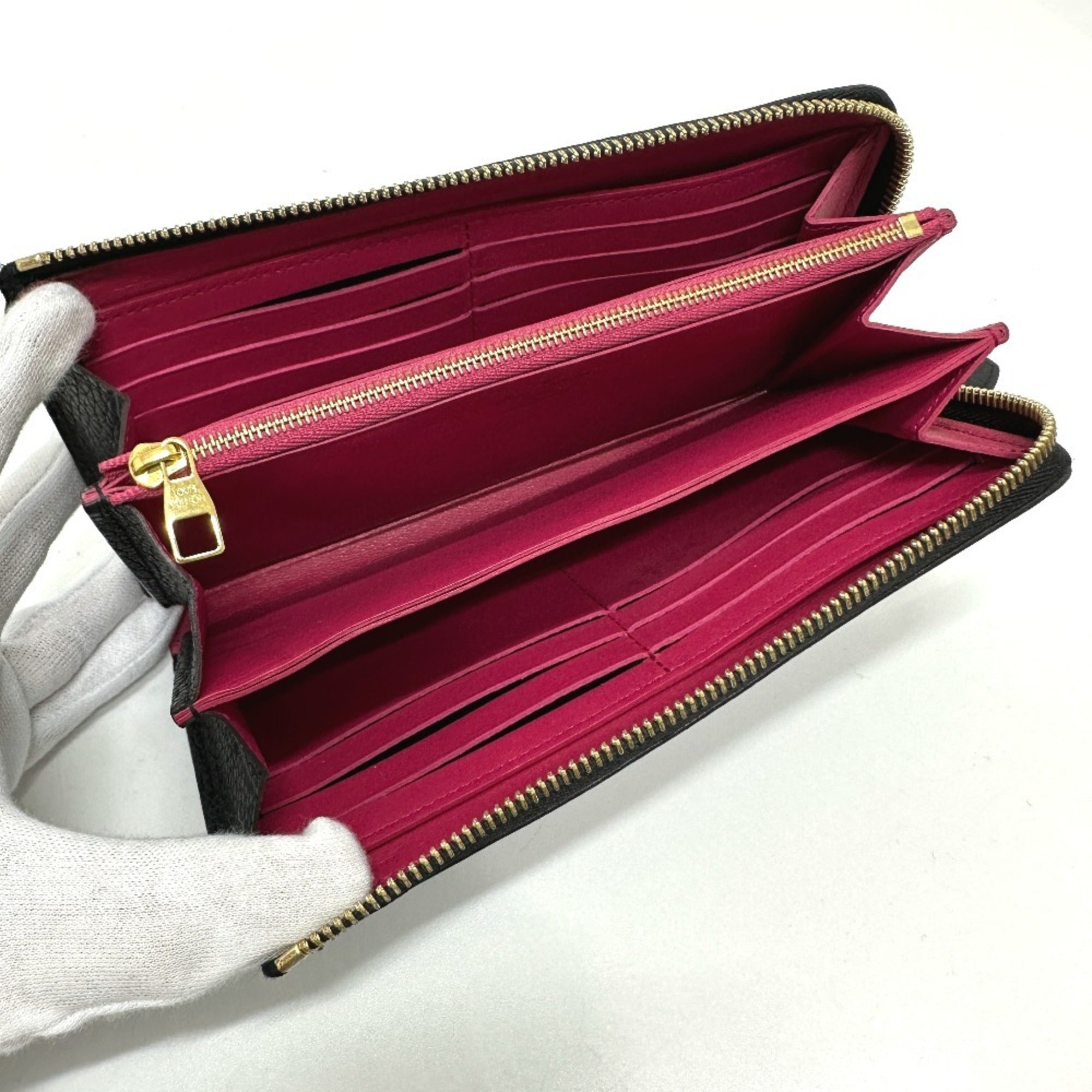 Louis Vuitton Black Leather Long Wallet (Bi-Fold) (Pre-Owned)