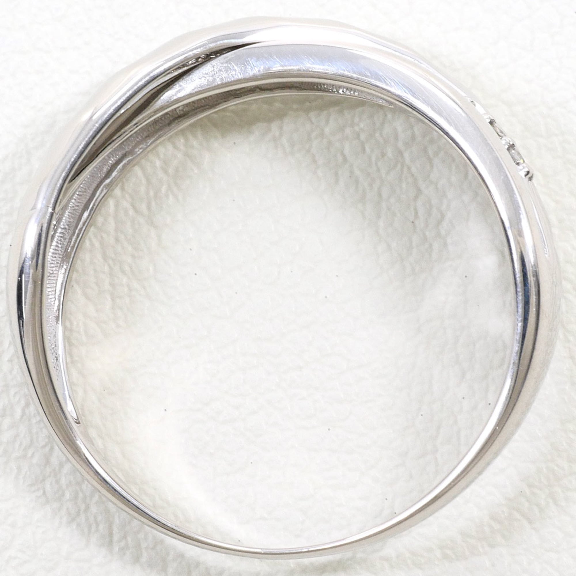 Unbranded White Gold White Gold (10K) Band Ring (Pre-Owned)